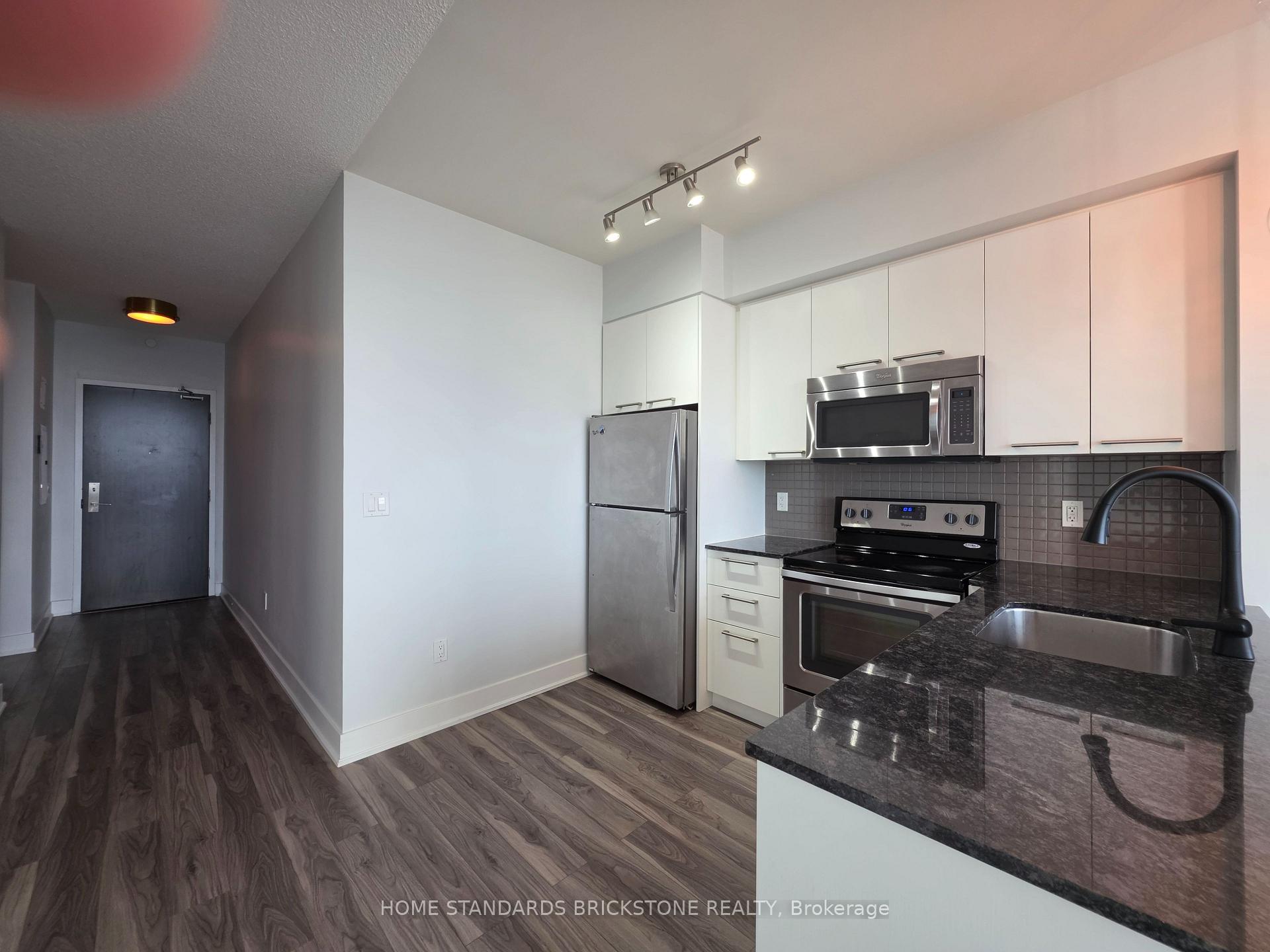 Photo 6 of Unit 3508, 88 Sheppard Avenue E, North York, Willowdale East — HOMEH