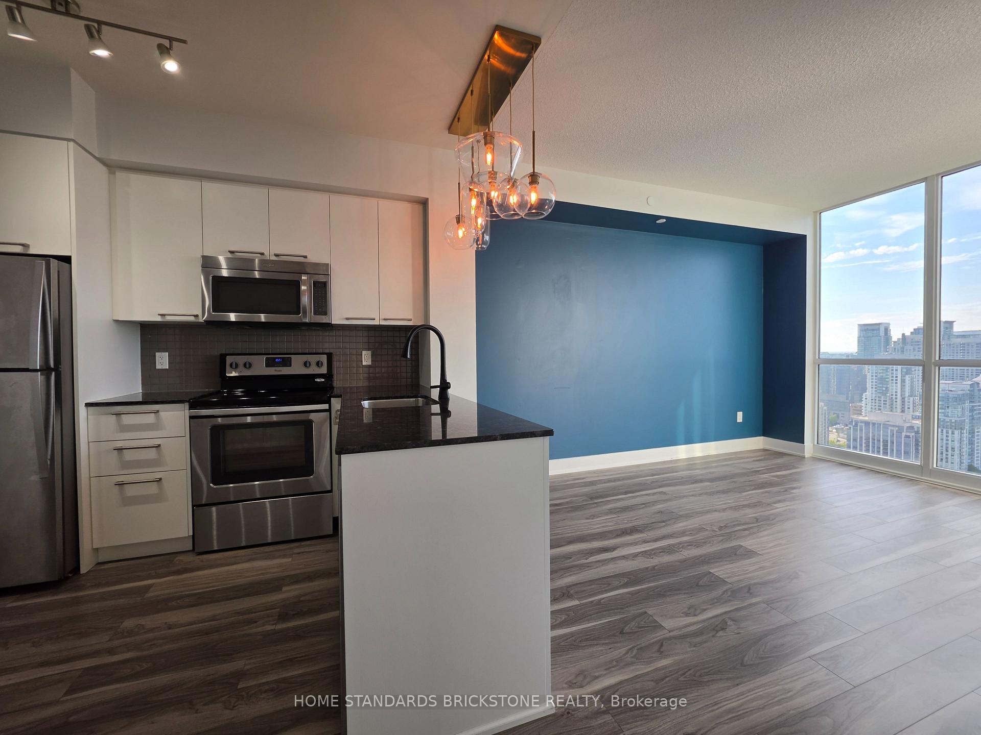 Photo 10 of Unit 3508, 88 Sheppard Avenue E, North York, Willowdale East — HOMEH