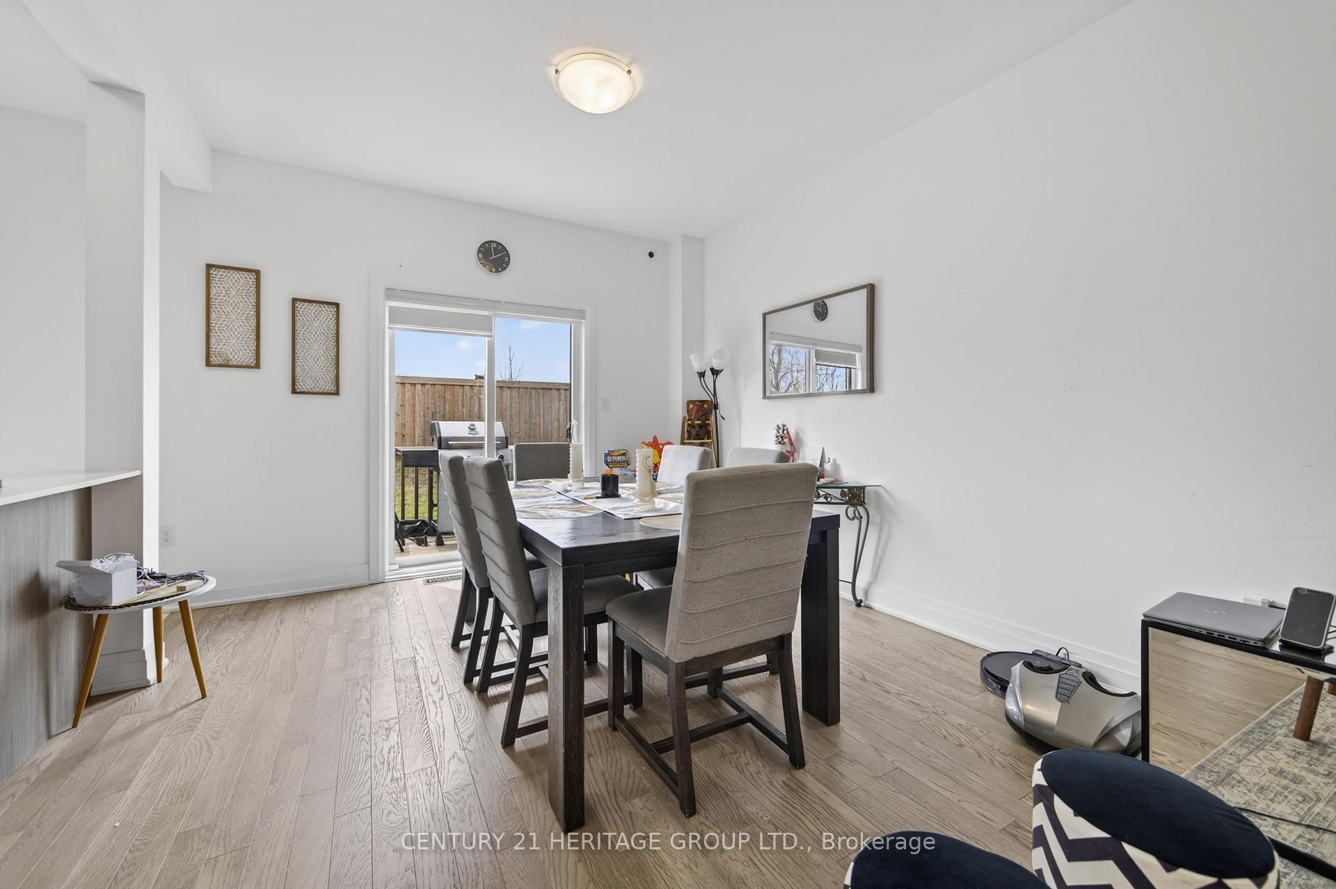 Photo 11 of 90 Brown Bear Street, Barrie, Rural Barrie Southwest — HOMEH