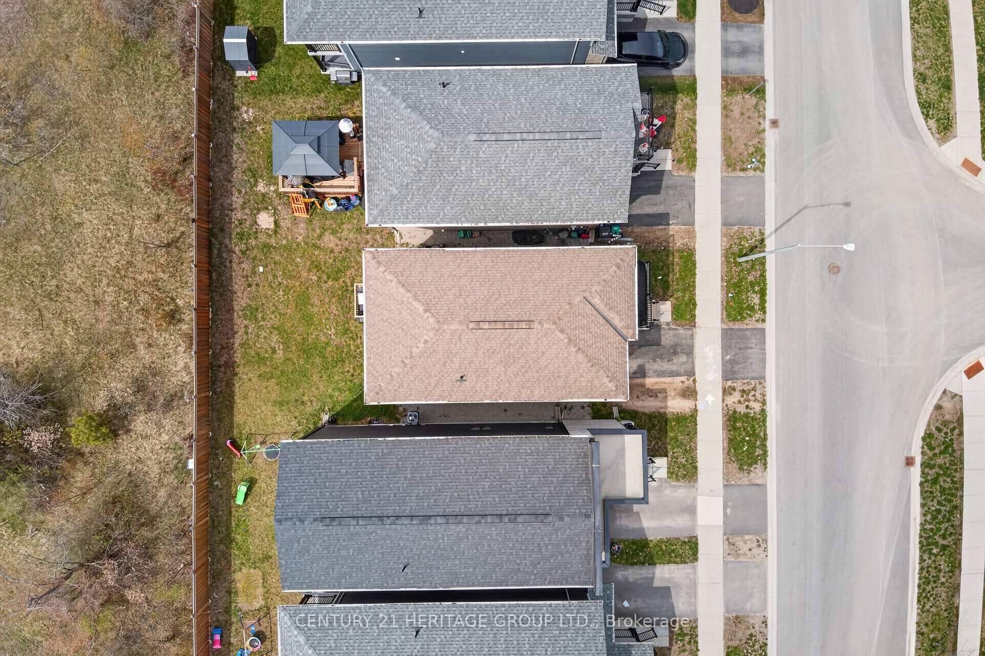 Photo 36 of 90 Brown Bear Street, Barrie, Rural Barrie Southwest — HOMEH