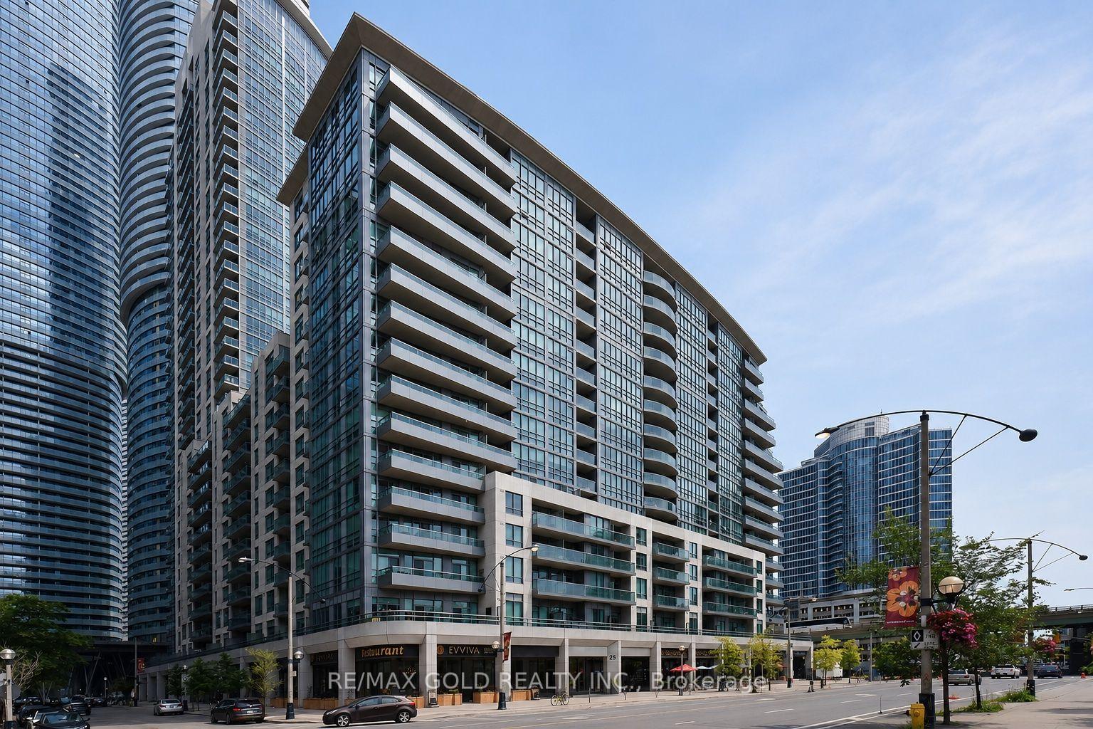 Photo 2 of Unit #310, 25 Lower Simcoe Street, Toronto, Waterfront Communities — HOMEH