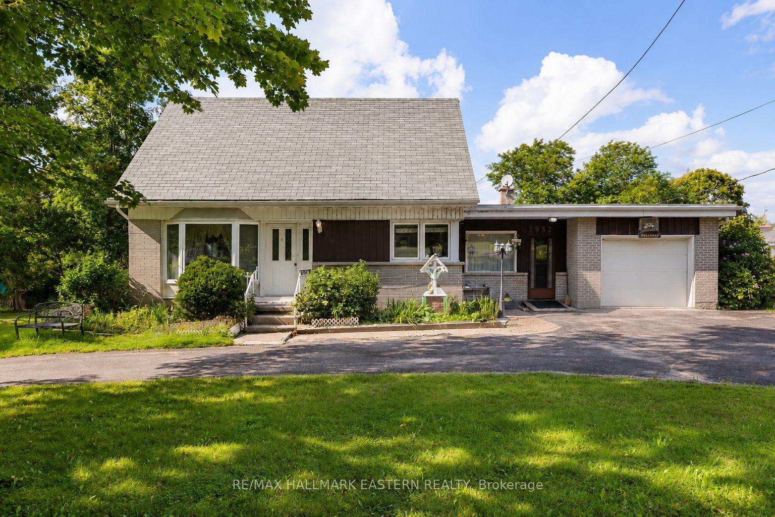 Photo 1 of 1932 Sherbrooke Street W, Peterborough, Monaghan Ward 2 — HOMEH