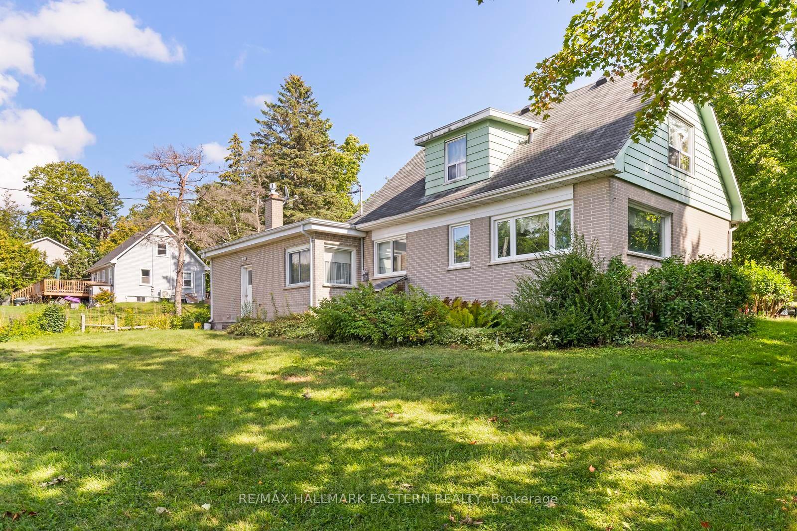 Photo 48 of 1932 Sherbrooke Street W, Peterborough, Monaghan Ward 2 — HOMEH