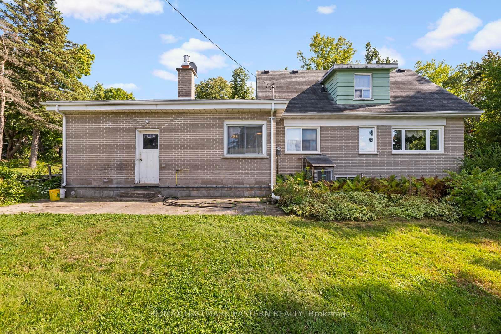 Photo 50 of 1932 Sherbrooke Street W, Peterborough, Monaghan Ward 2 — HOMEH
