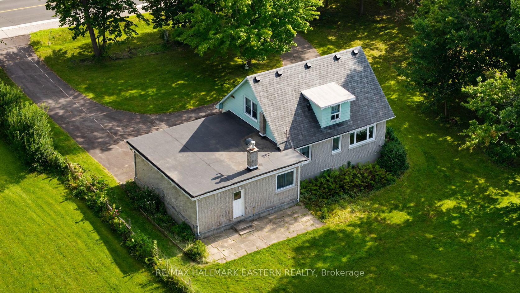 Photo 55 of 1932 Sherbrooke Street W, Peterborough, Monaghan Ward 2 — HOMEH