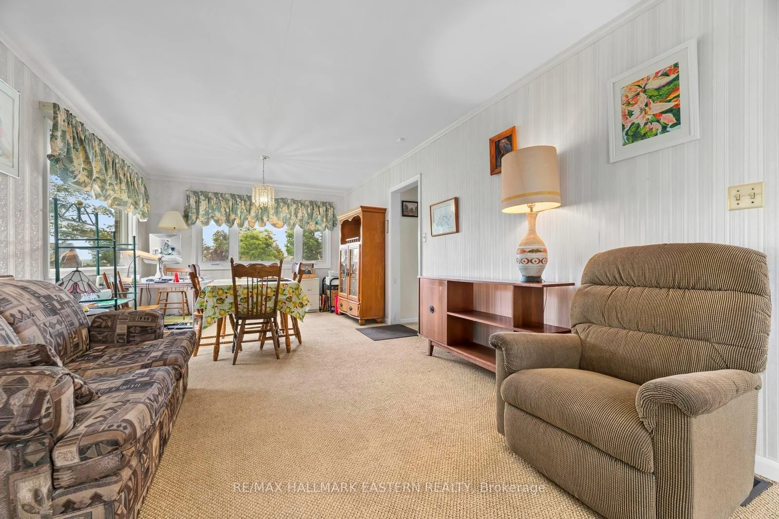 Photo 29 of 1932 Sherbrooke Street W, Peterborough, Monaghan Ward 2 — HOMEH