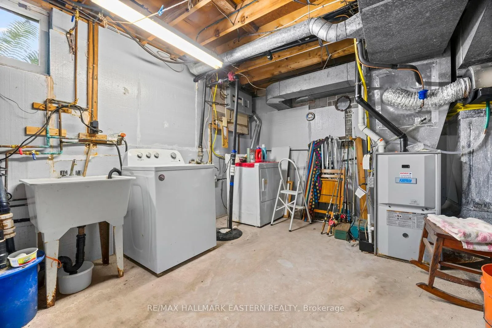 Photo 53 of 1932 Sherbrooke Street W, Peterborough, Monaghan Ward 2 — HOMEH