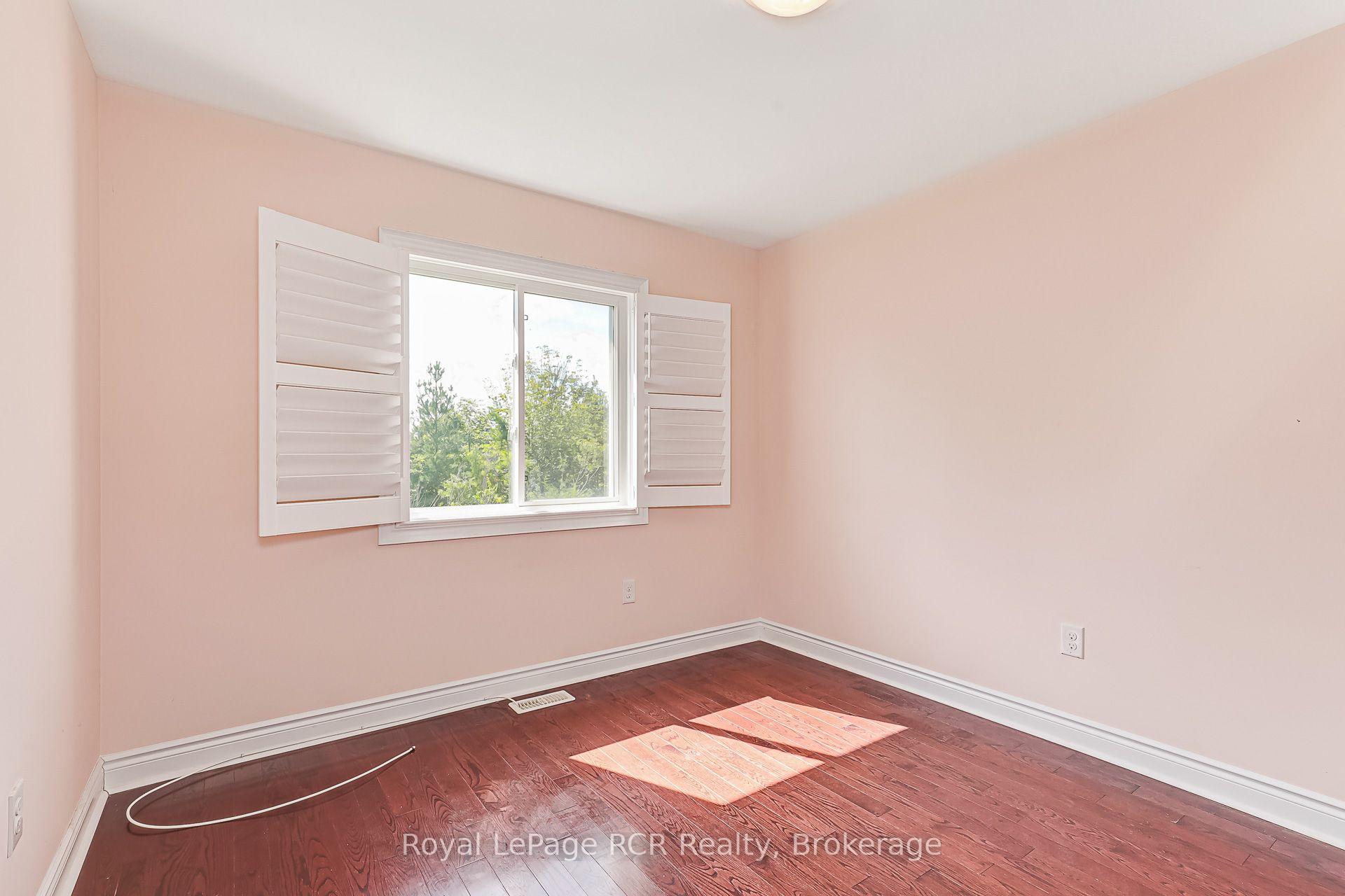 Photo 22 of 252 Spruce Street, Clearview, Stayner — HOMEH