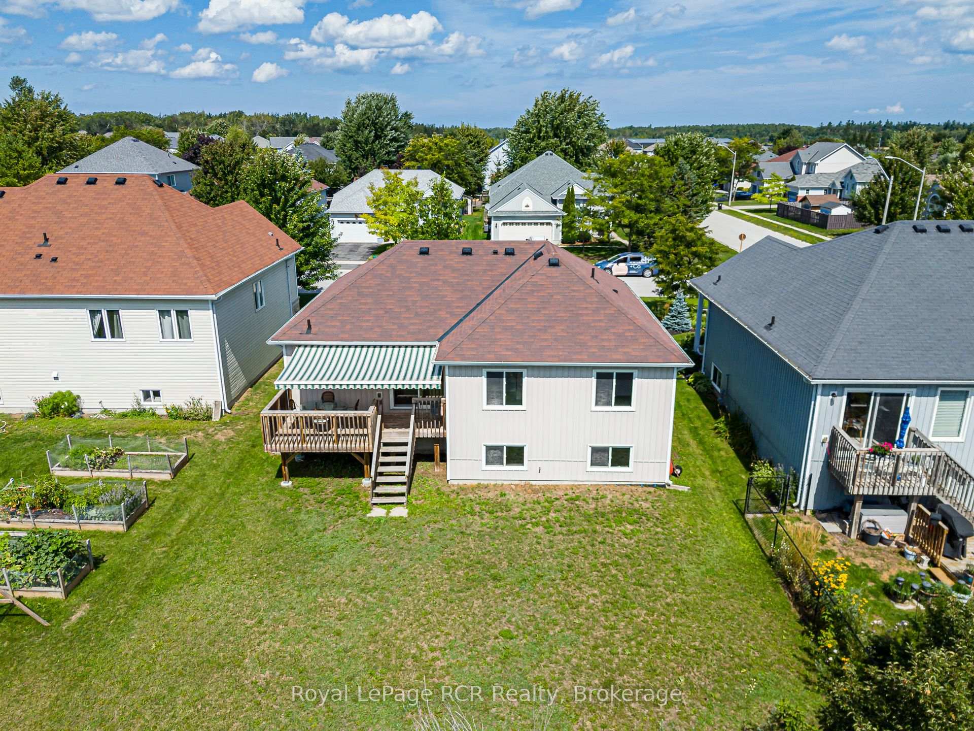 Photo 39 of 252 Spruce Street, Clearview, Stayner — HOMEH