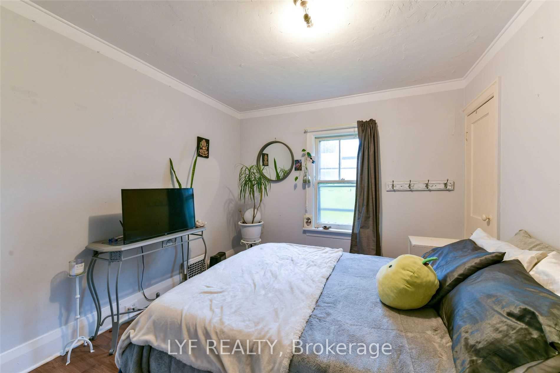 Photo 21 of Unit RM 1, 173 Maple Avenue, Richmond Hill, Harding — HOMEH