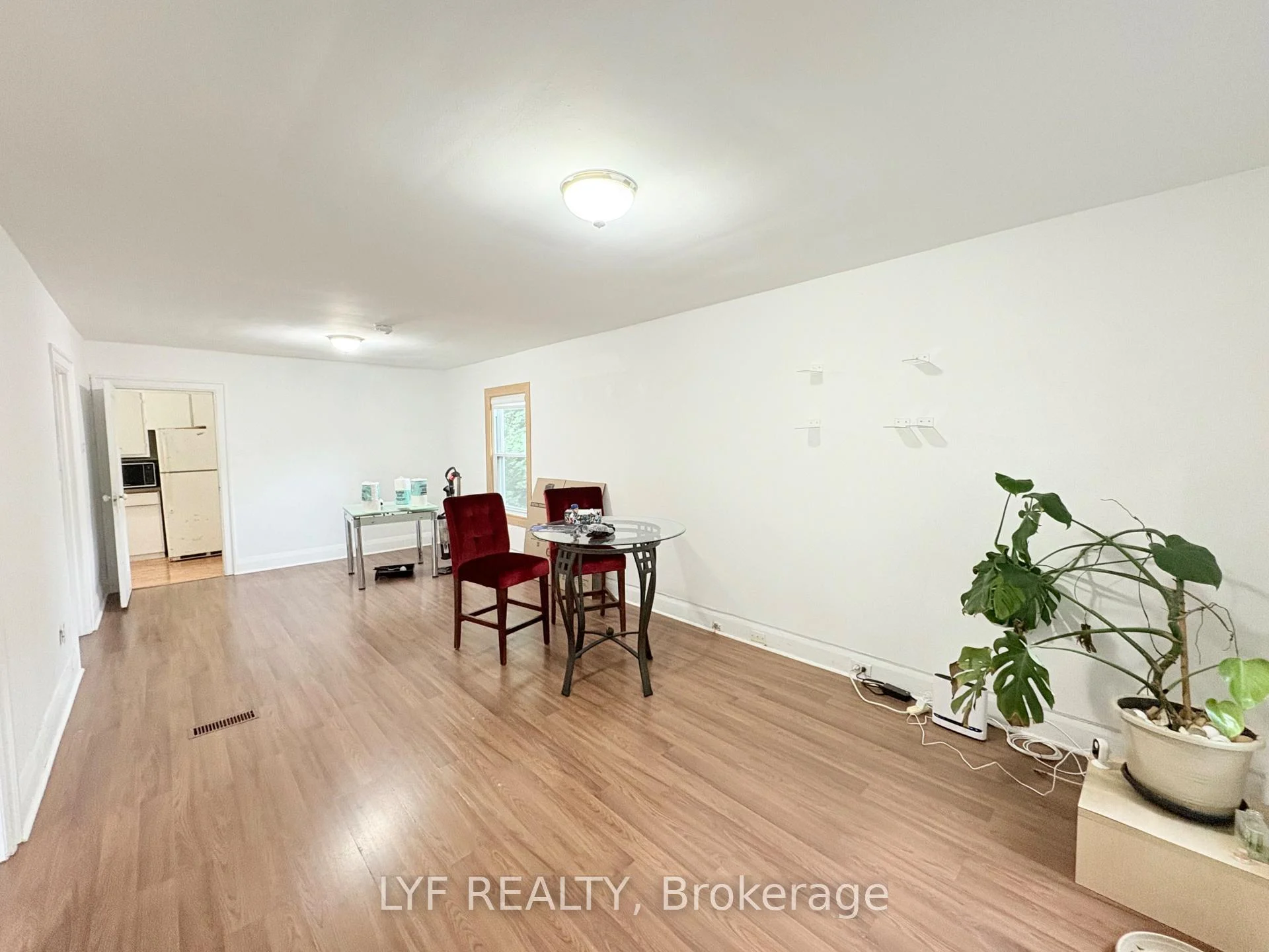 Photo 4 of Unit RM 1, 173 Maple Avenue, Richmond Hill, Harding — HOMEH