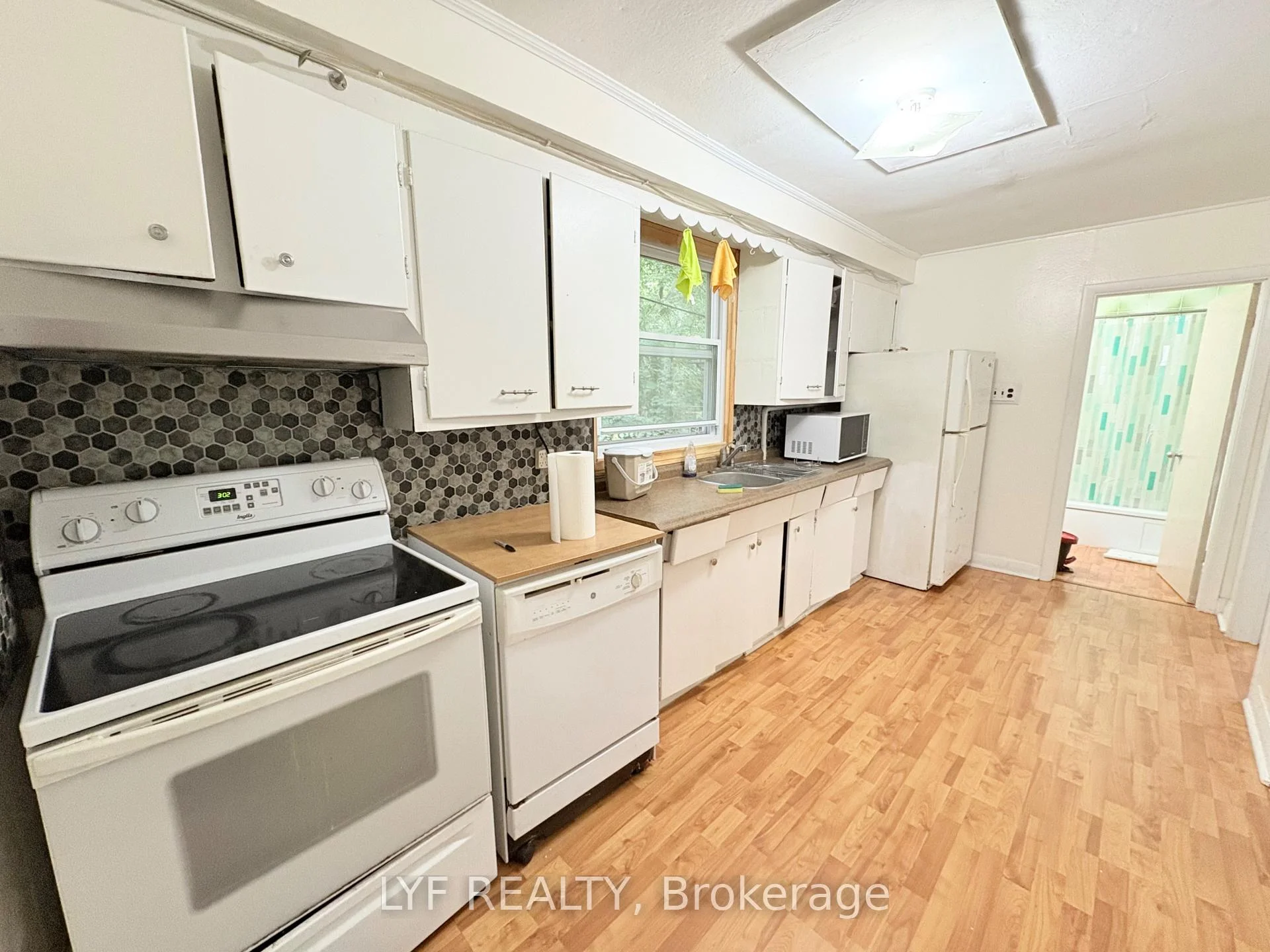 Photo 18 of Unit RM 1, 173 Maple Avenue, Richmond Hill, Harding — HOMEH