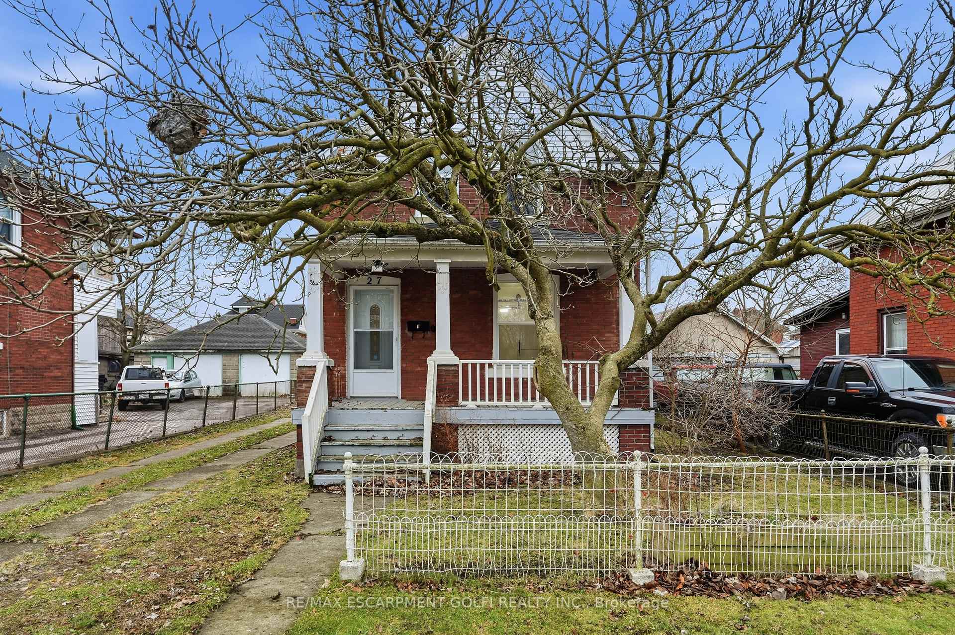 Photo 1 of Unit Main, 27 Albert Street, Welland, Welland Downtown — HOMEH