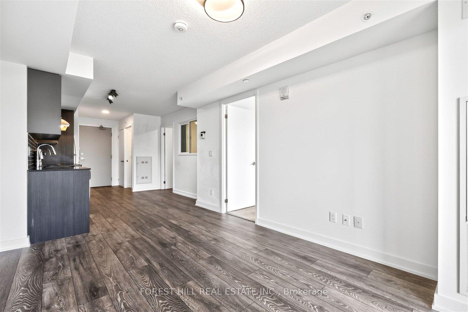 Photo 12 of Unit b427, 1119 Cooke Boulevard, Burlington, LaSalle — HOMEH
