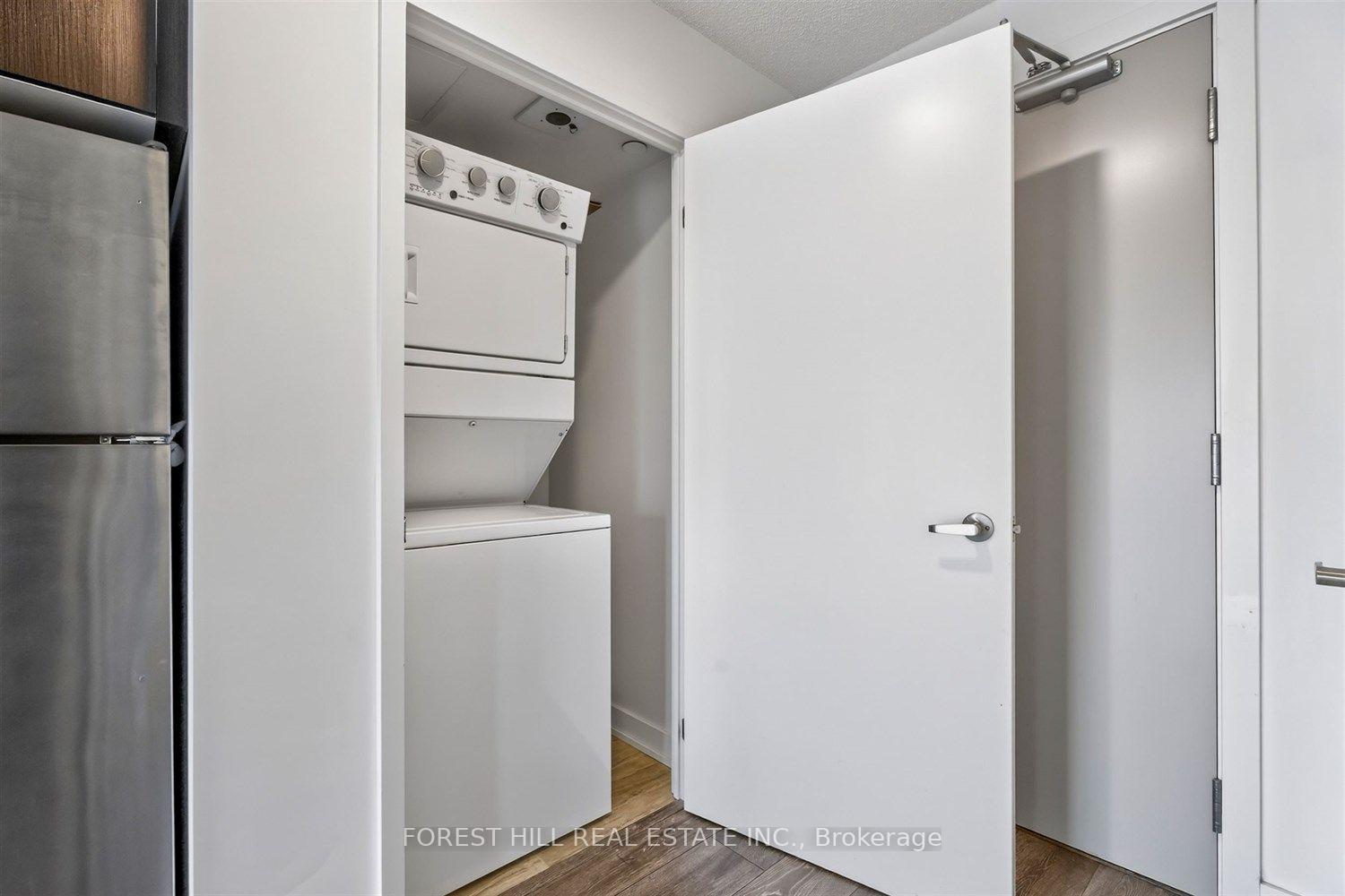 Photo 21 of Unit b427, 1119 Cooke Boulevard, Burlington, LaSalle — HOMEH