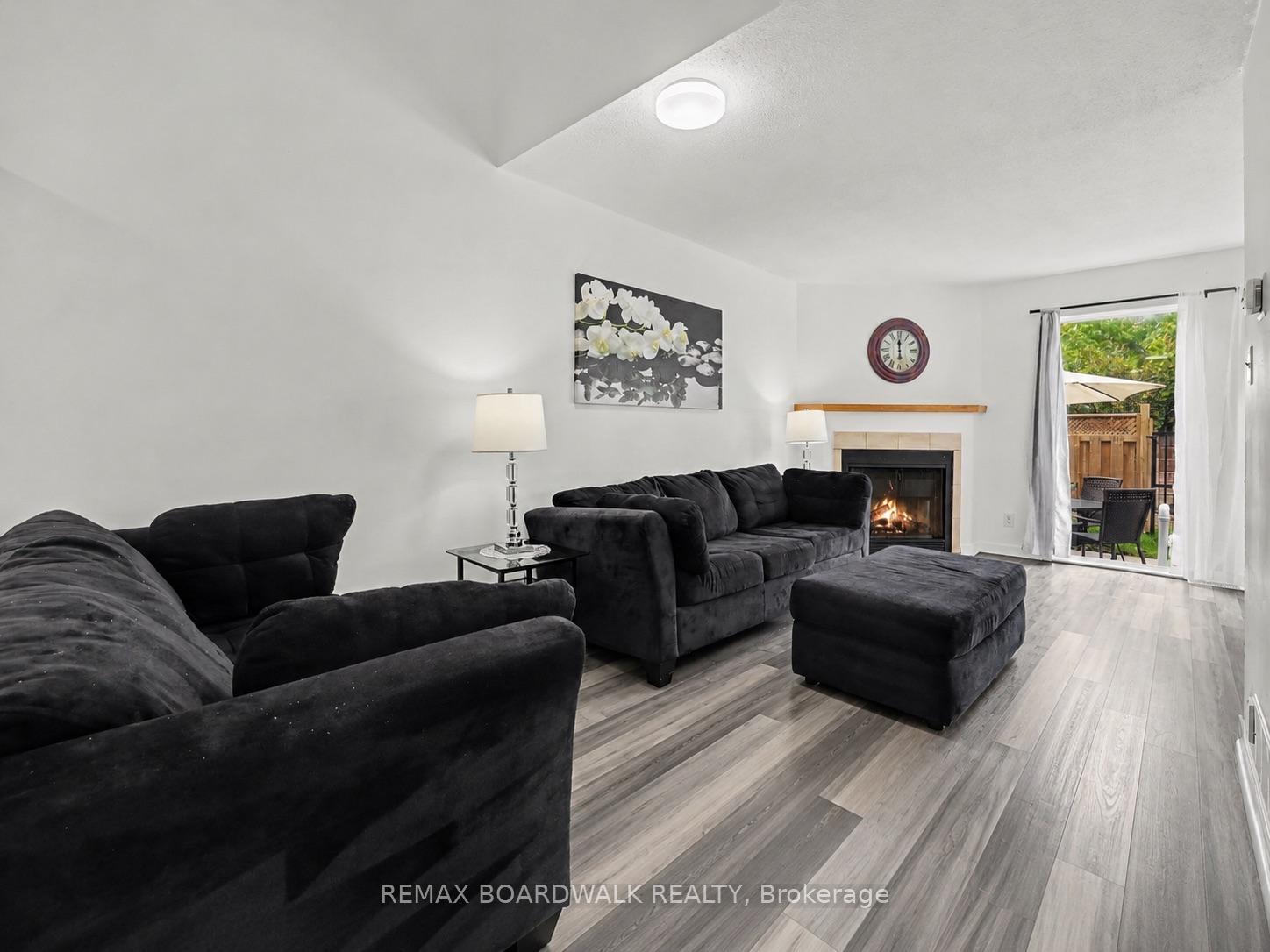 Photo 14 of 314 Valade Crescent, Ottawa, Fallingbrook/Pineridge — HOMEH