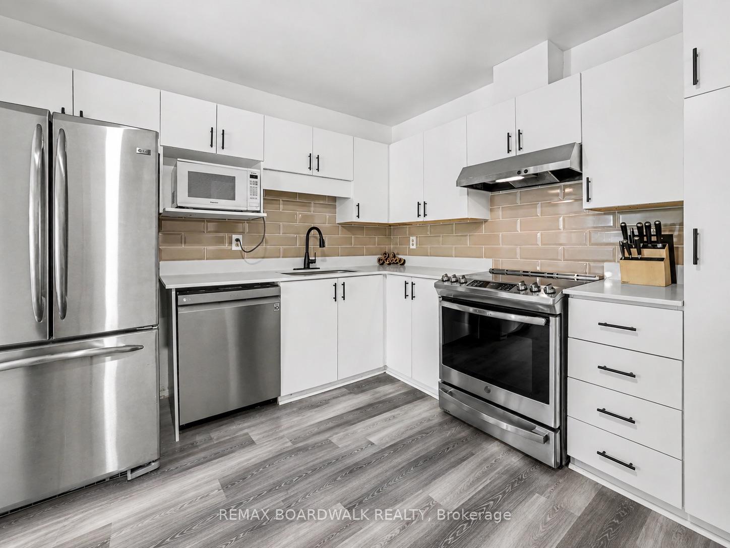 Photo 17 of 314 Valade Crescent, Ottawa, Fallingbrook/Pineridge — HOMEH