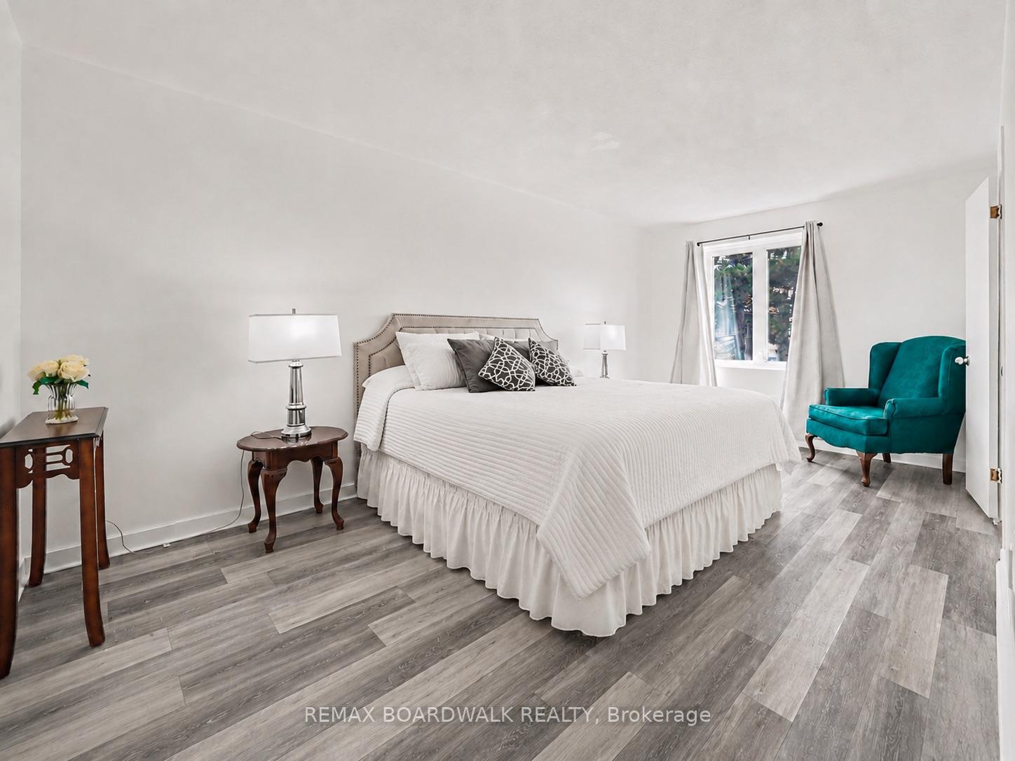 Photo 26 of 314 Valade Crescent, Ottawa, Fallingbrook/Pineridge — HOMEH