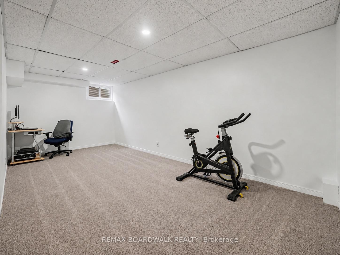 Photo 37 of 314 Valade Crescent, Ottawa, Fallingbrook/Pineridge — HOMEH