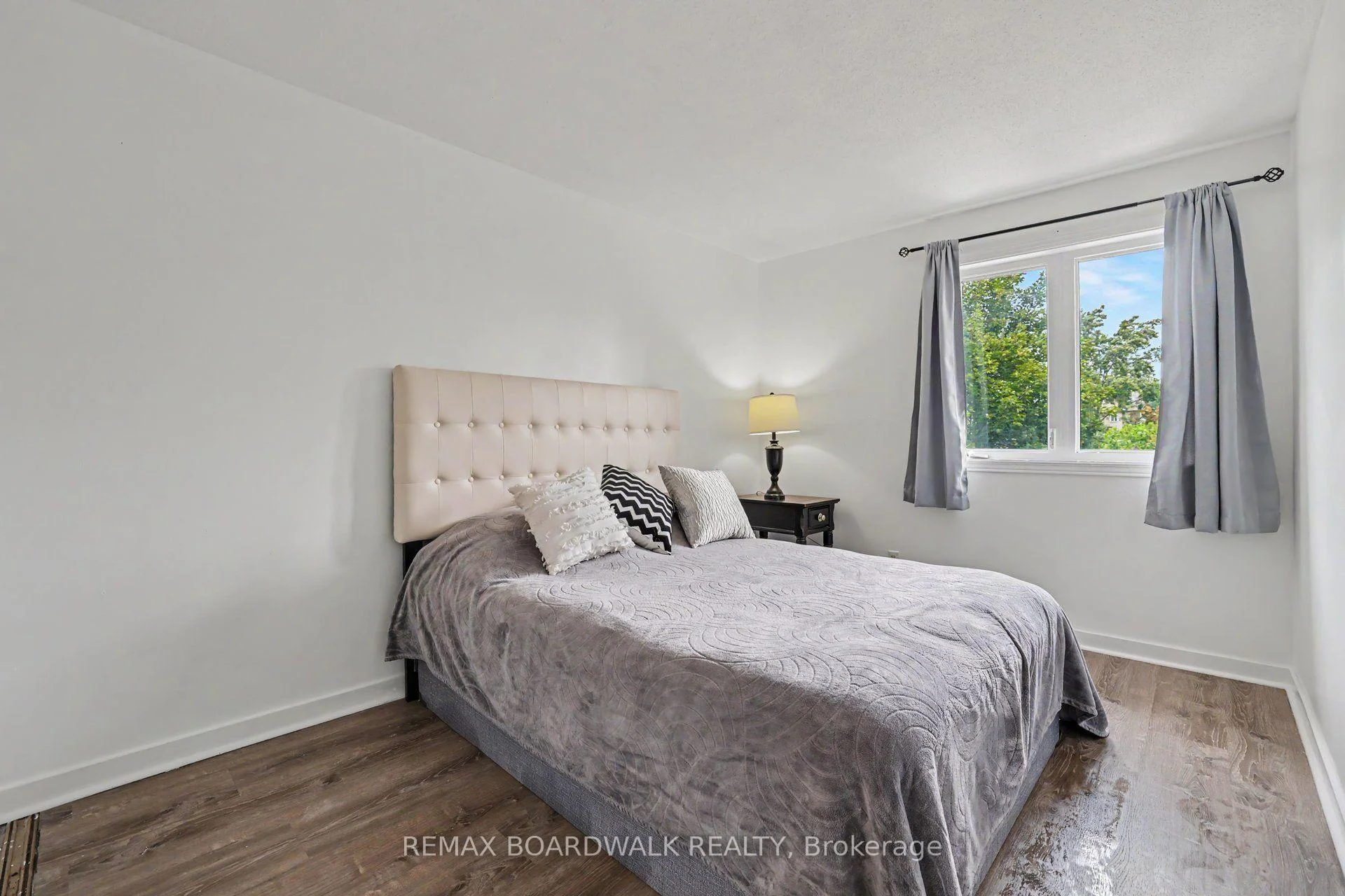 Photo 28 of 314 Valade Crescent, Ottawa, Fallingbrook/Pineridge — HOMEH