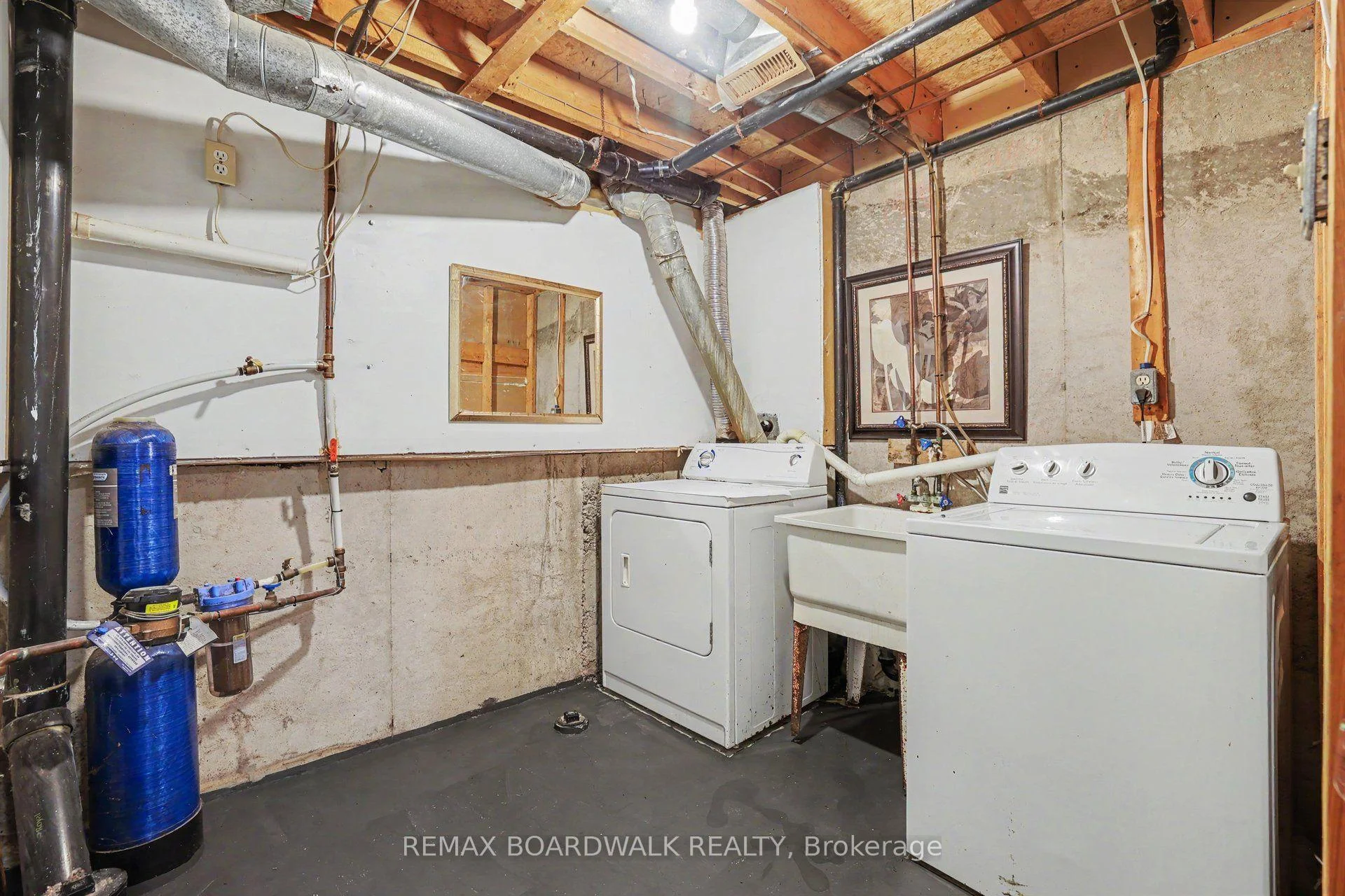 Photo 45 of 314 Valade Crescent, Ottawa, Fallingbrook/Pineridge — HOMEH