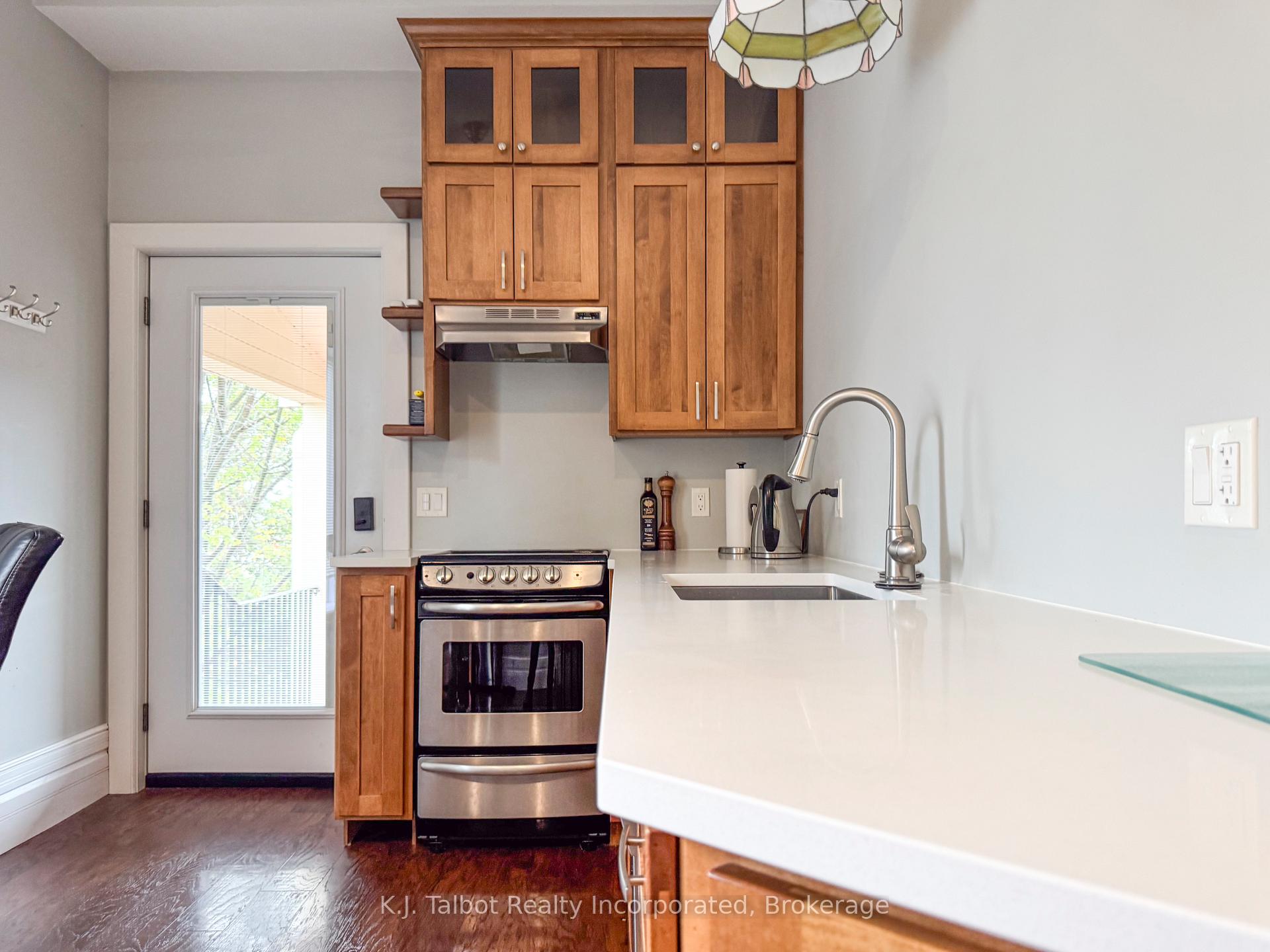 Photo 21 of 80 Hamilton Street, Goderich, Goderich (Town) — HOMEH
