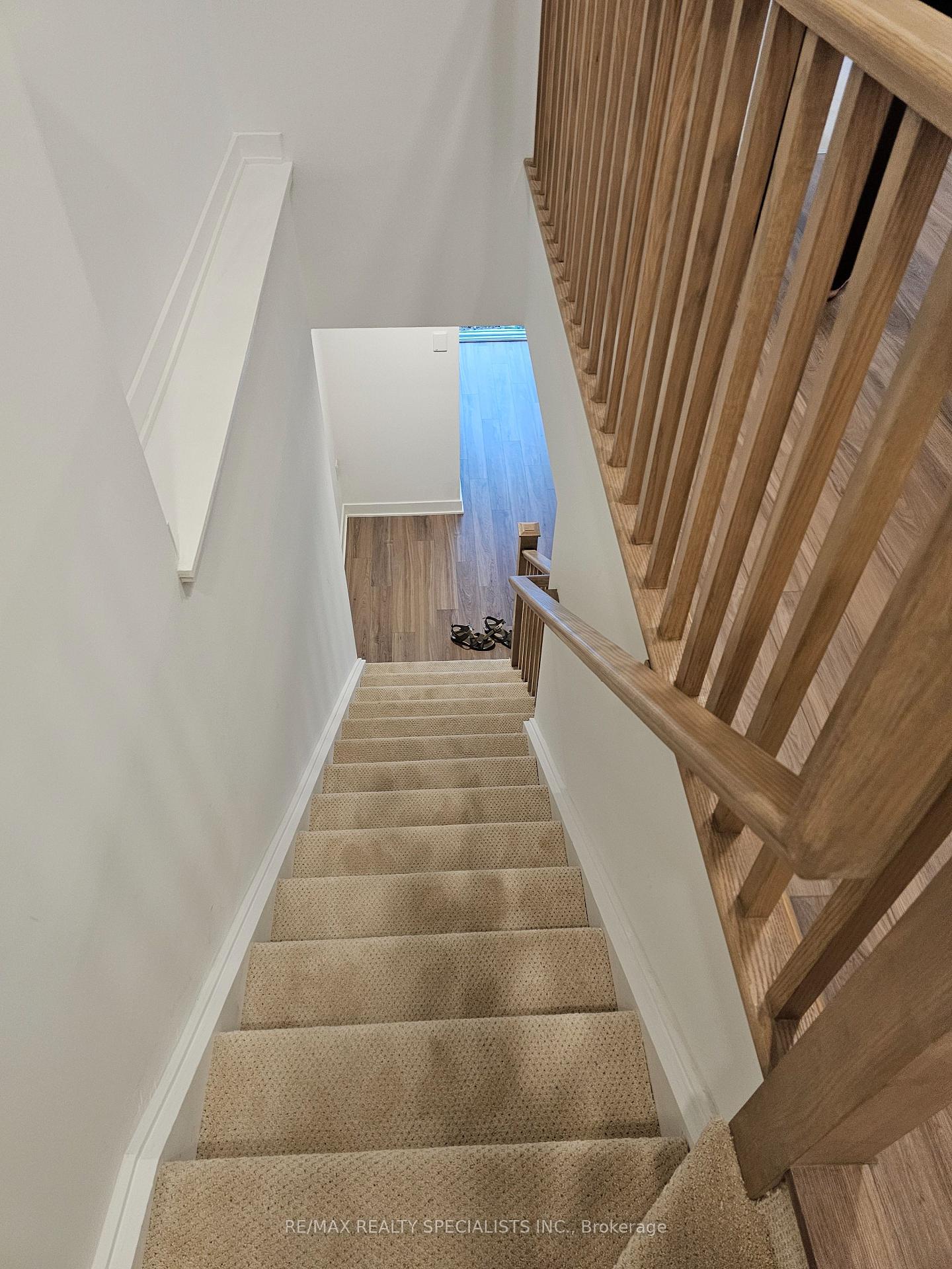 Photo 14 of Unit 105, 2782 Barton Street, Hamilton, Riverdale — HOMEH