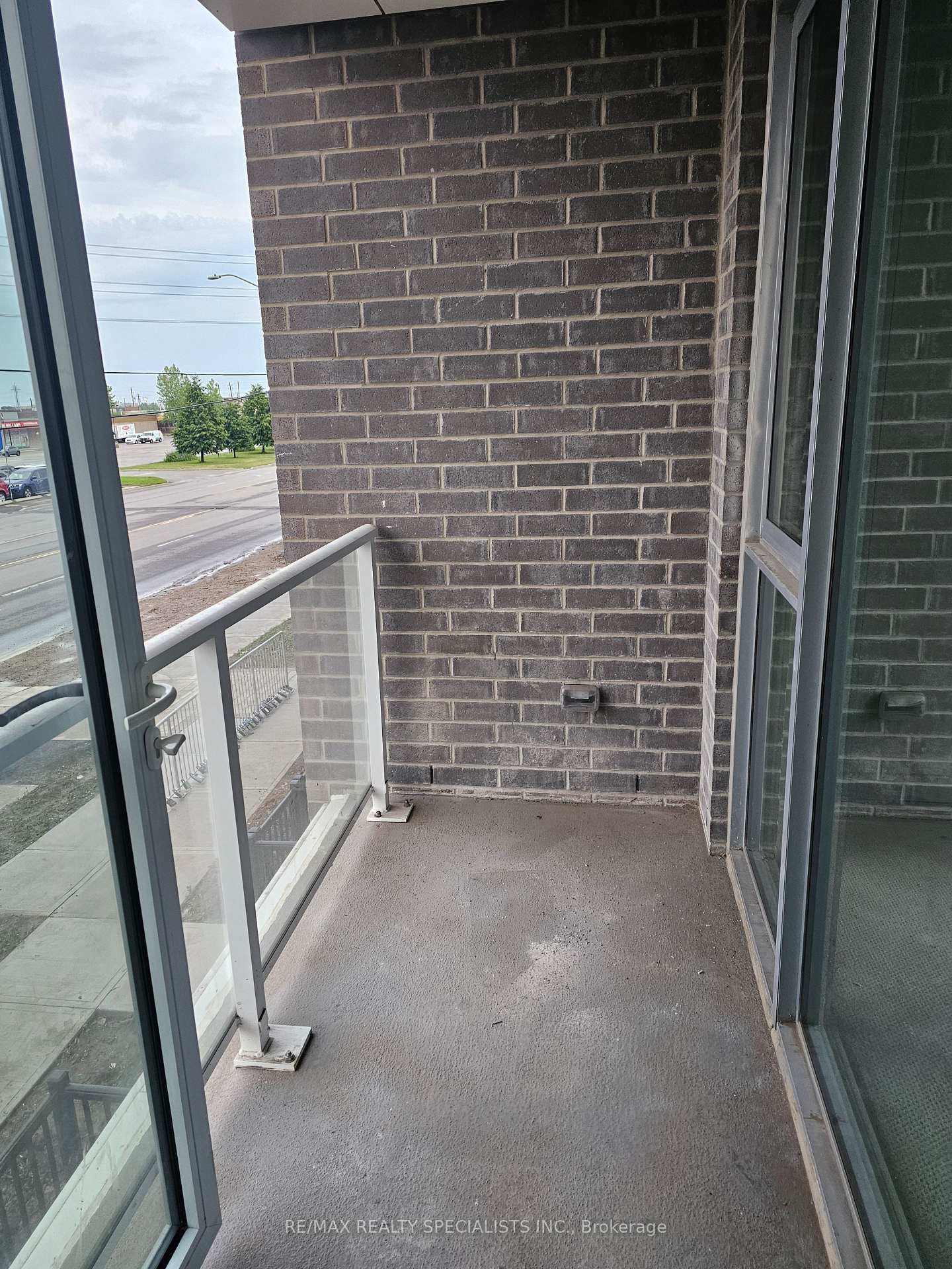 Photo 15 of Unit 105, 2782 Barton Street, Hamilton, Riverdale — HOMEH