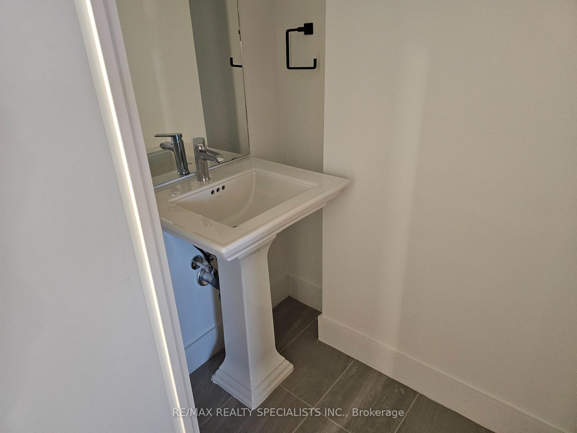 Photo 17 of Unit 105, 2782 Barton Street, Hamilton, Riverdale — HOMEH