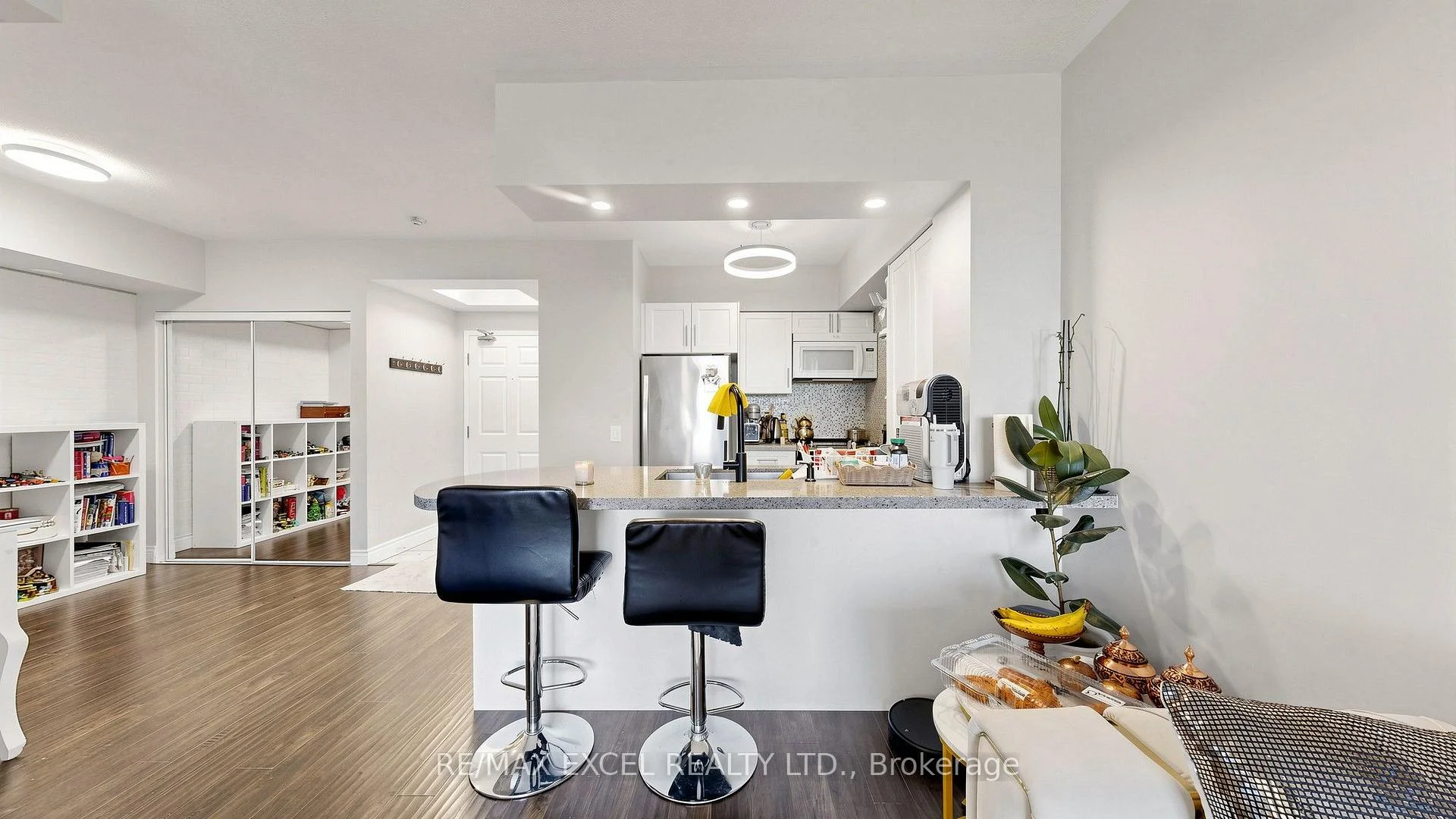 Photo 19 of Unit 312, 7398 Yonge Street, Vaughan, Crestwood-Springfarm-Yorkhill — HOMEH