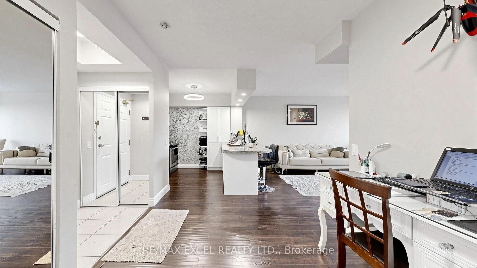 Photo 32 of Unit 312, 7398 Yonge Street, Vaughan, Crestwood-Springfarm-Yorkhill — HOMEH
