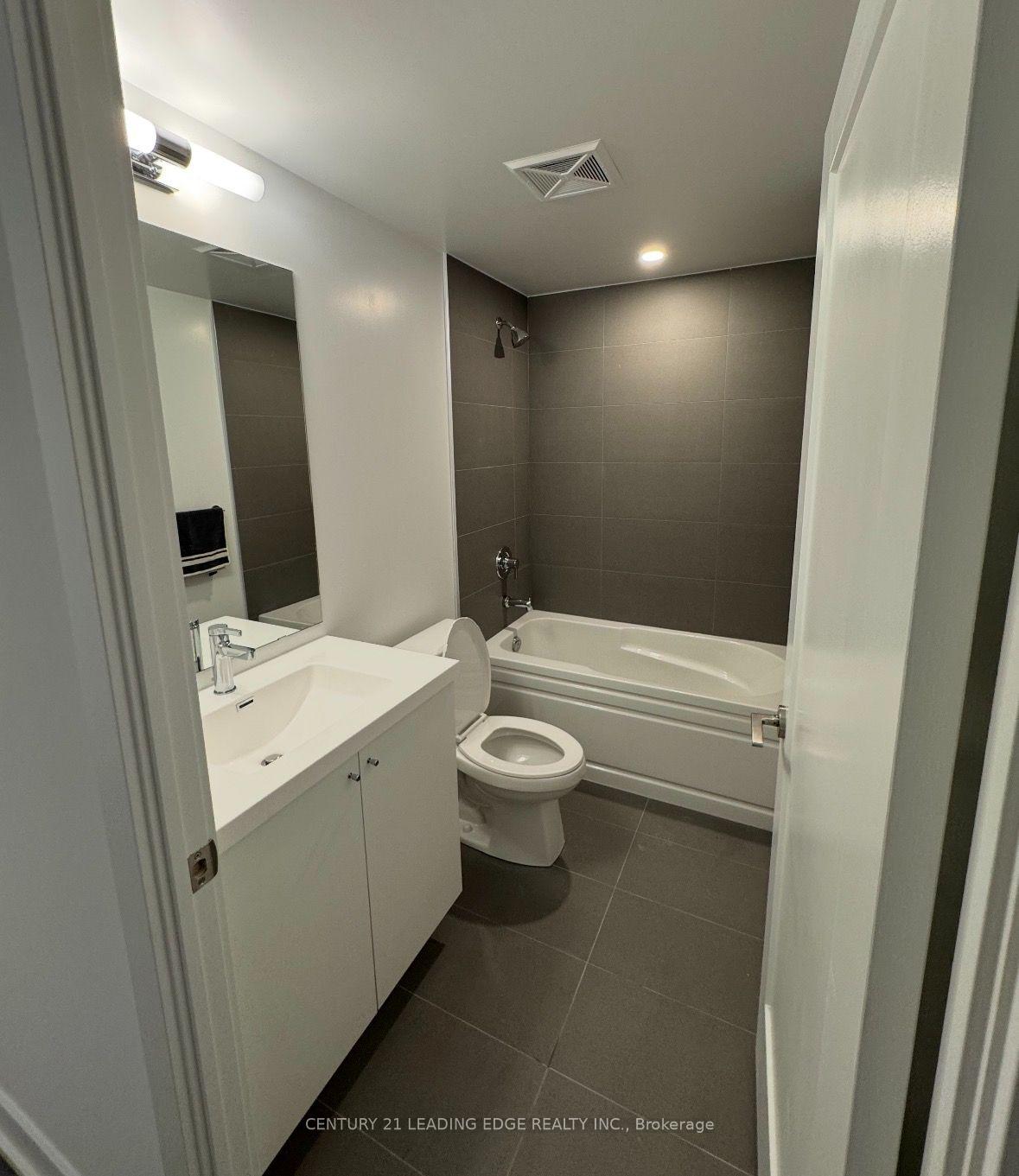 Photo 17 of Unit 1514, 2545 Simcoe Street N, Oshawa, Windfields — HOMEH