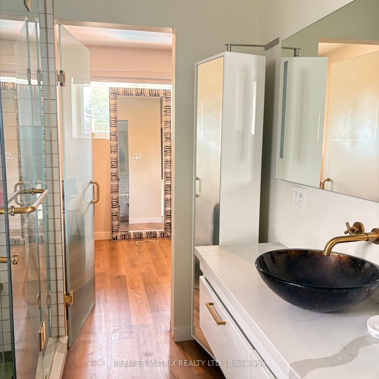 Photo 13 of 19 Beckenham Court, Etobicoke, Etobicoke West Mall — HOMEH