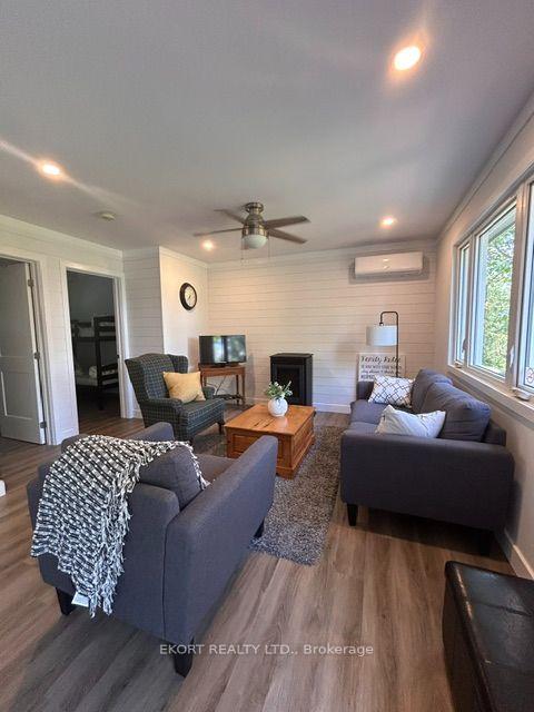 Photo 9 of 59 Bishop Lane, Prince Edward County, Sophiasburg Ward — HOMEH