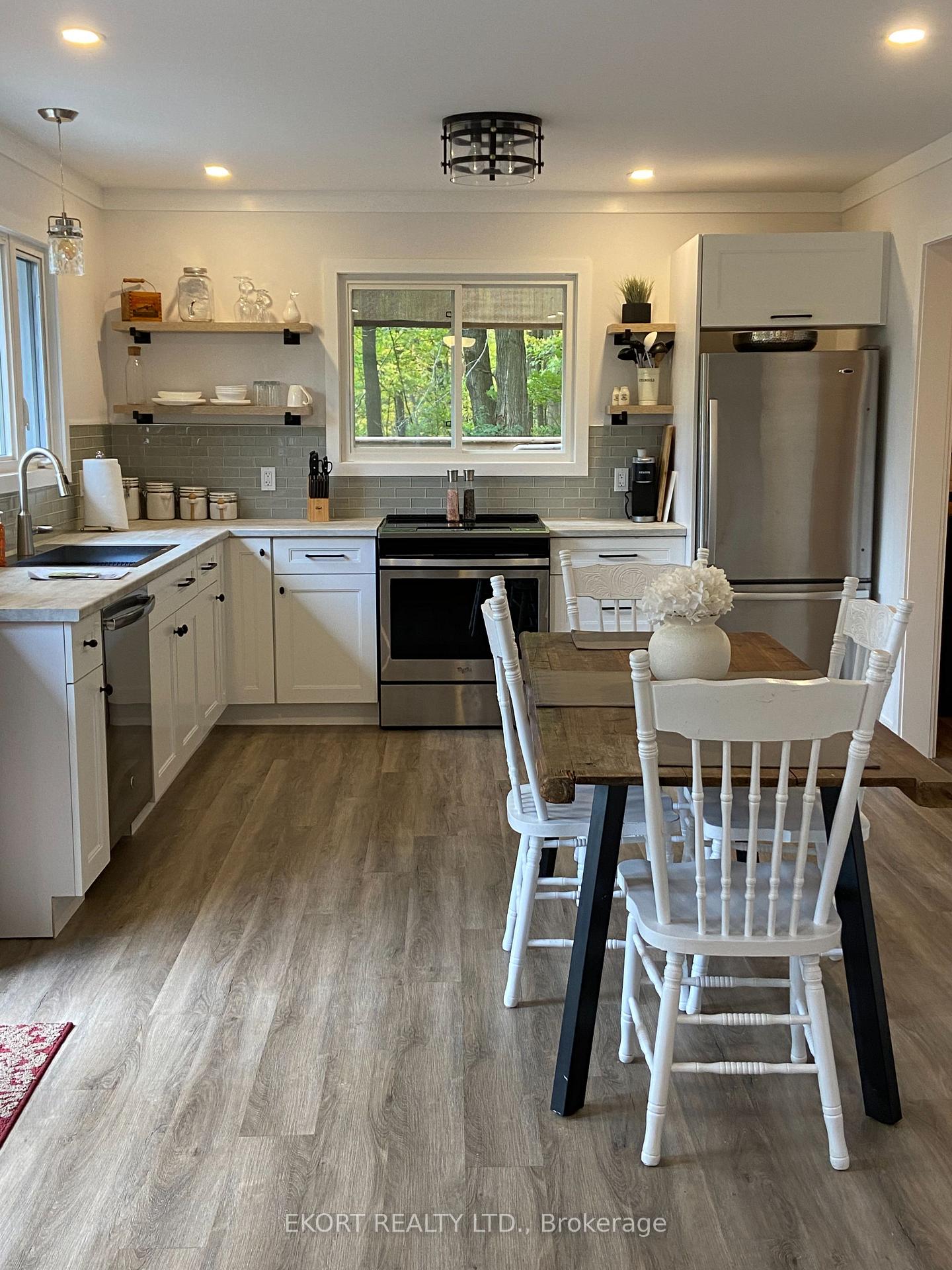 Photo 17 of 59 Bishop Lane, Prince Edward County, Sophiasburg Ward — HOMEH