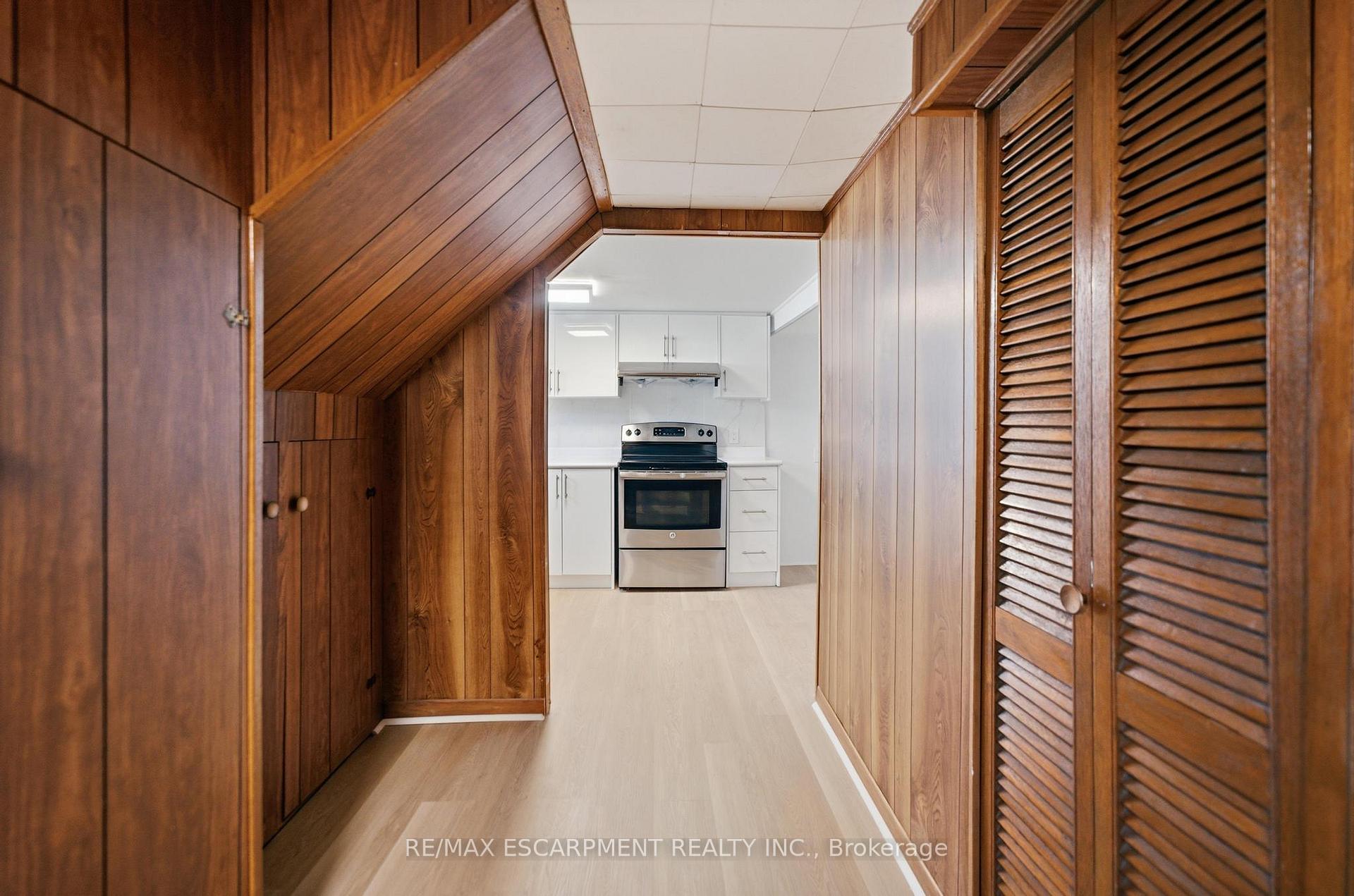 Photo 21 of 22 David Avenue, Hamilton, Hill Park — HOMEH