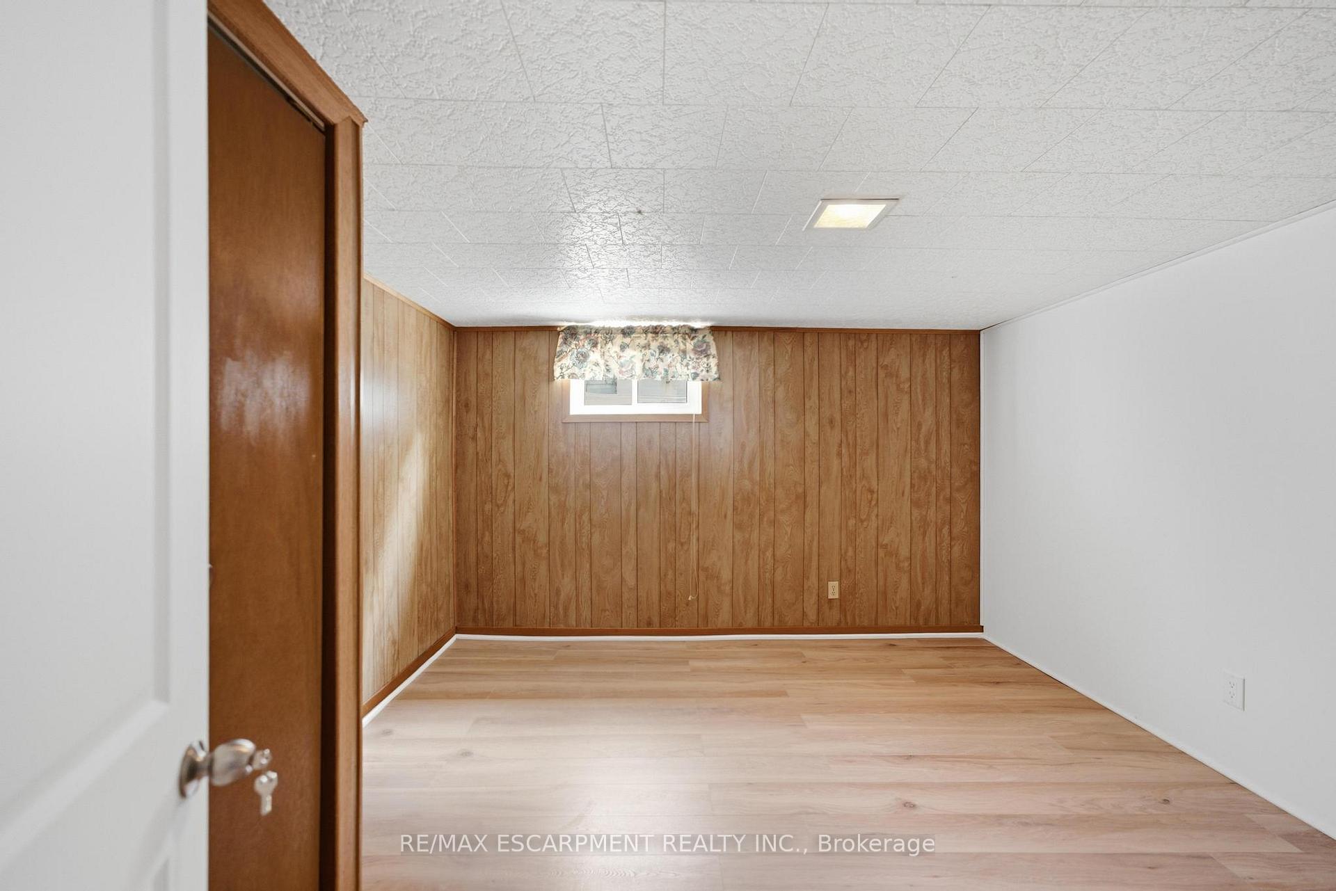 Photo 22 of 22 David Avenue, Hamilton, Hill Park — HOMEH