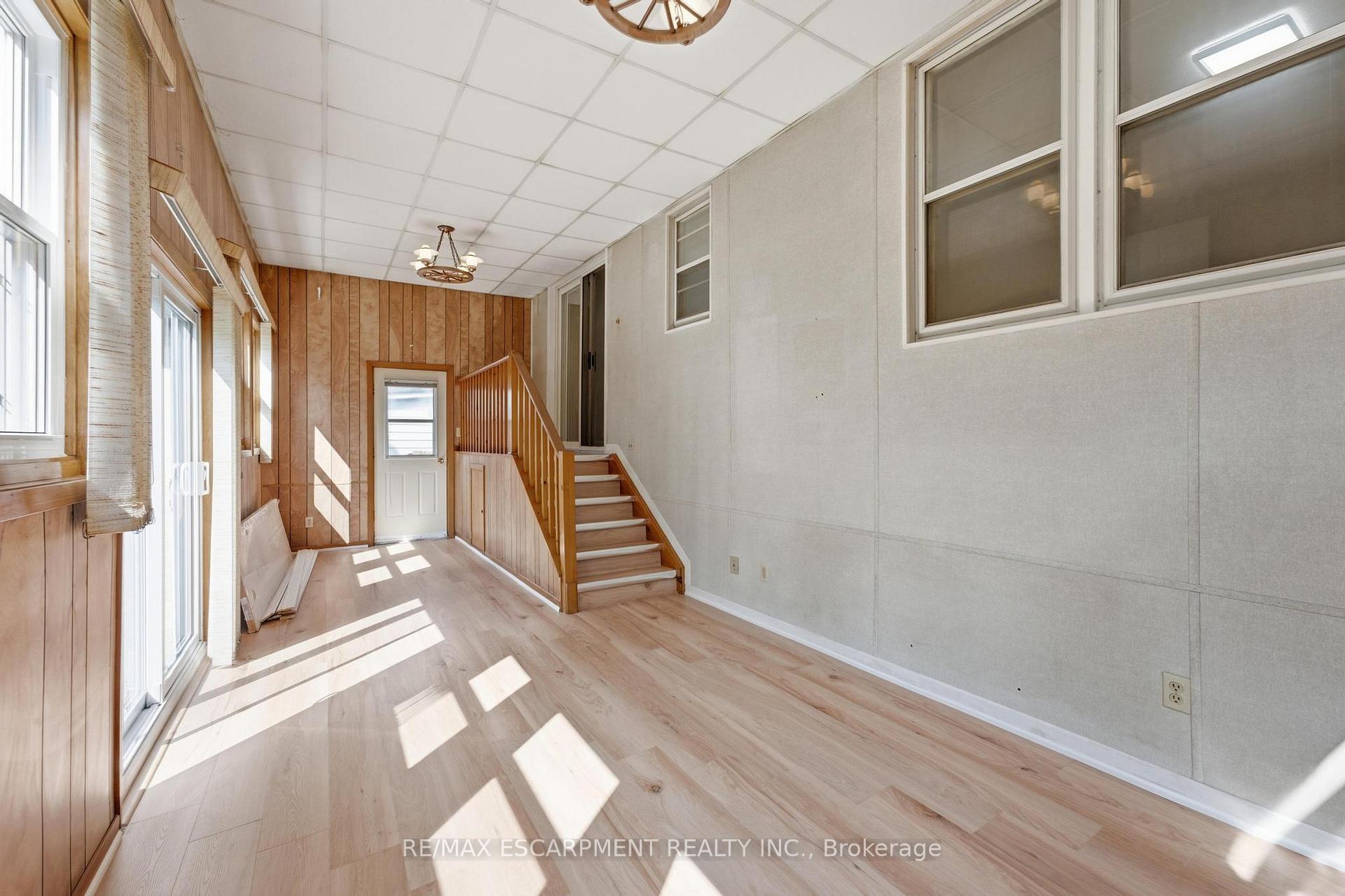 Photo 26 of 22 David Avenue, Hamilton, Hill Park — HOMEH