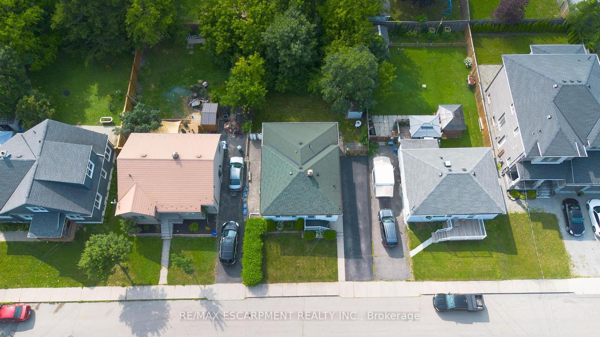 Photo 33 of 22 David Avenue, Hamilton, Hill Park — HOMEH