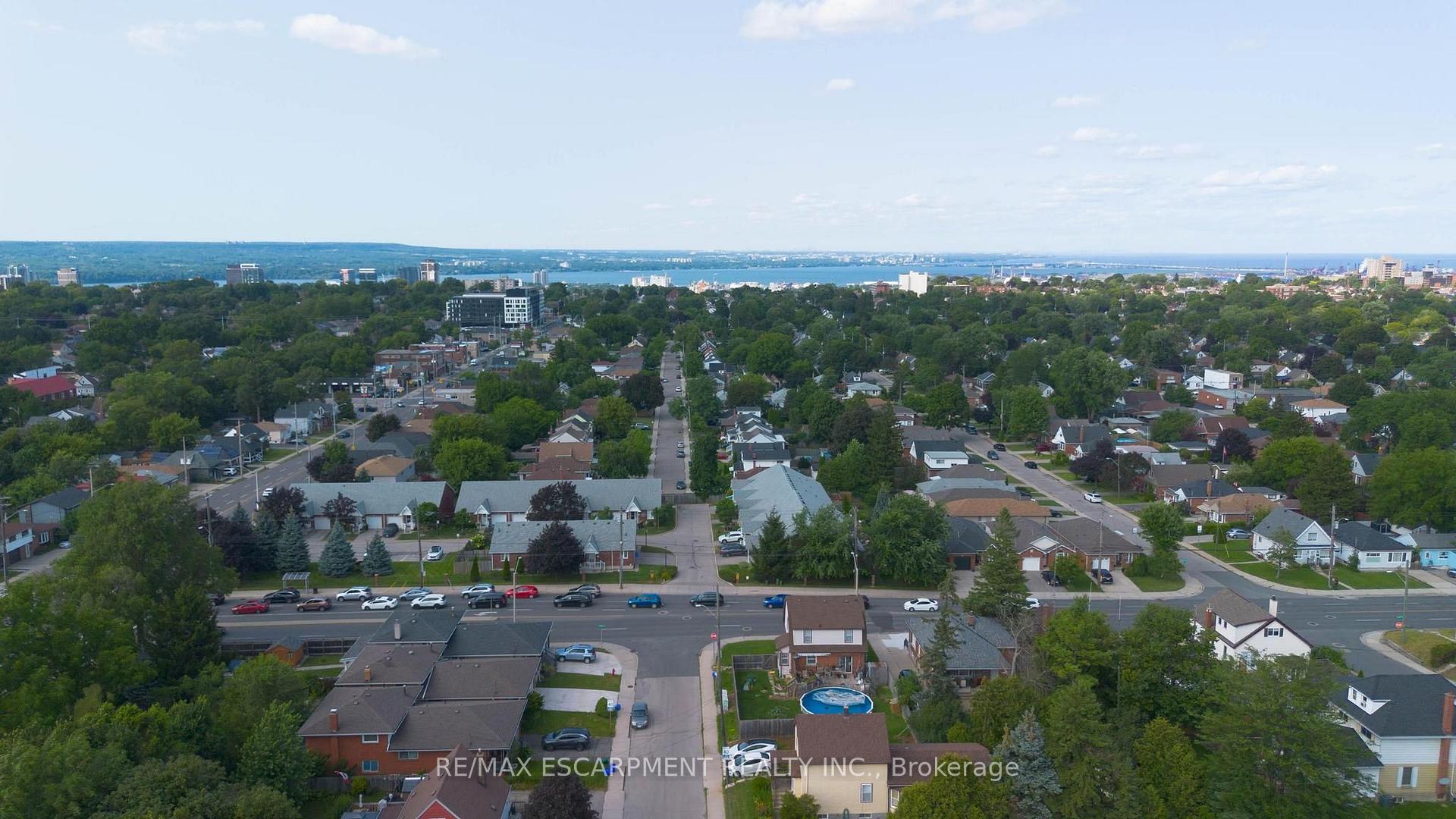 Photo 35 of 22 David Avenue, Hamilton, Hill Park — HOMEH