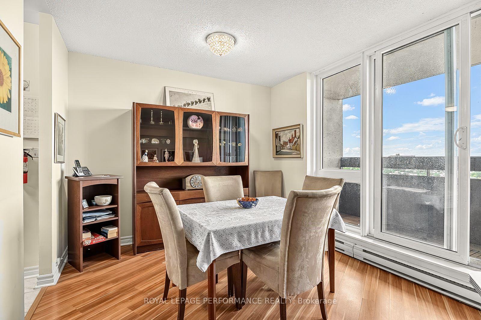 Photo 9 of Unit 1406, 2000 Jasmine Crescent, Ottawa, Beacon Hill South — HOMEH