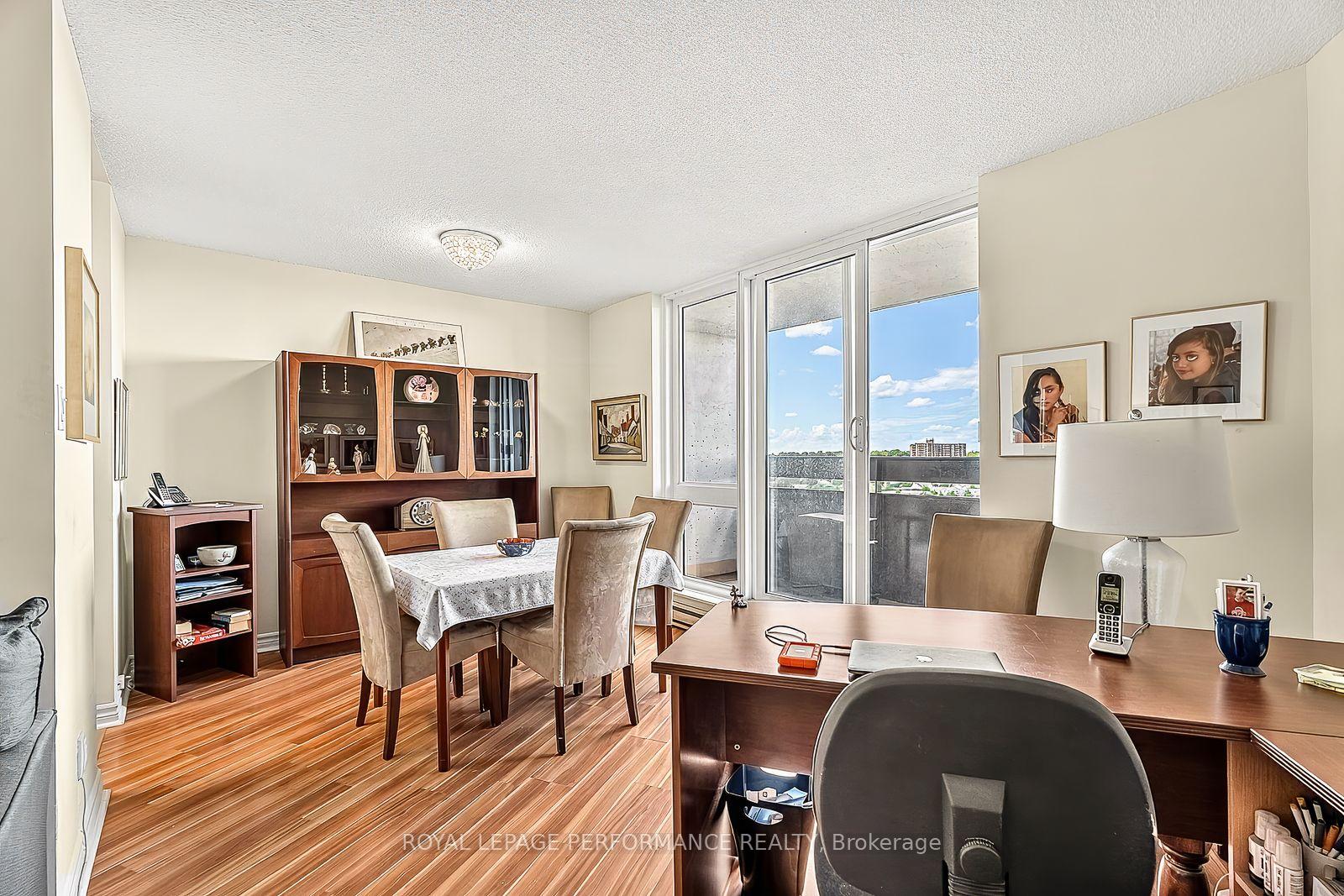 Photo 12 of Unit 1406, 2000 Jasmine Crescent, Ottawa, Beacon Hill South — HOMEH