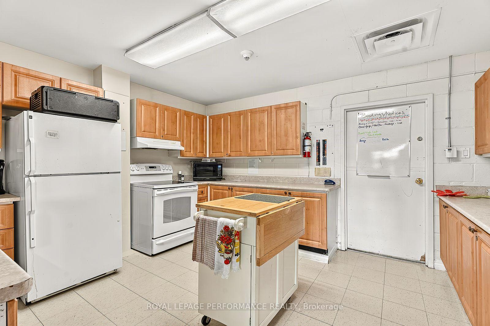 Photo 32 of Unit 1406, 2000 Jasmine Crescent, Ottawa, Beacon Hill South — HOMEH