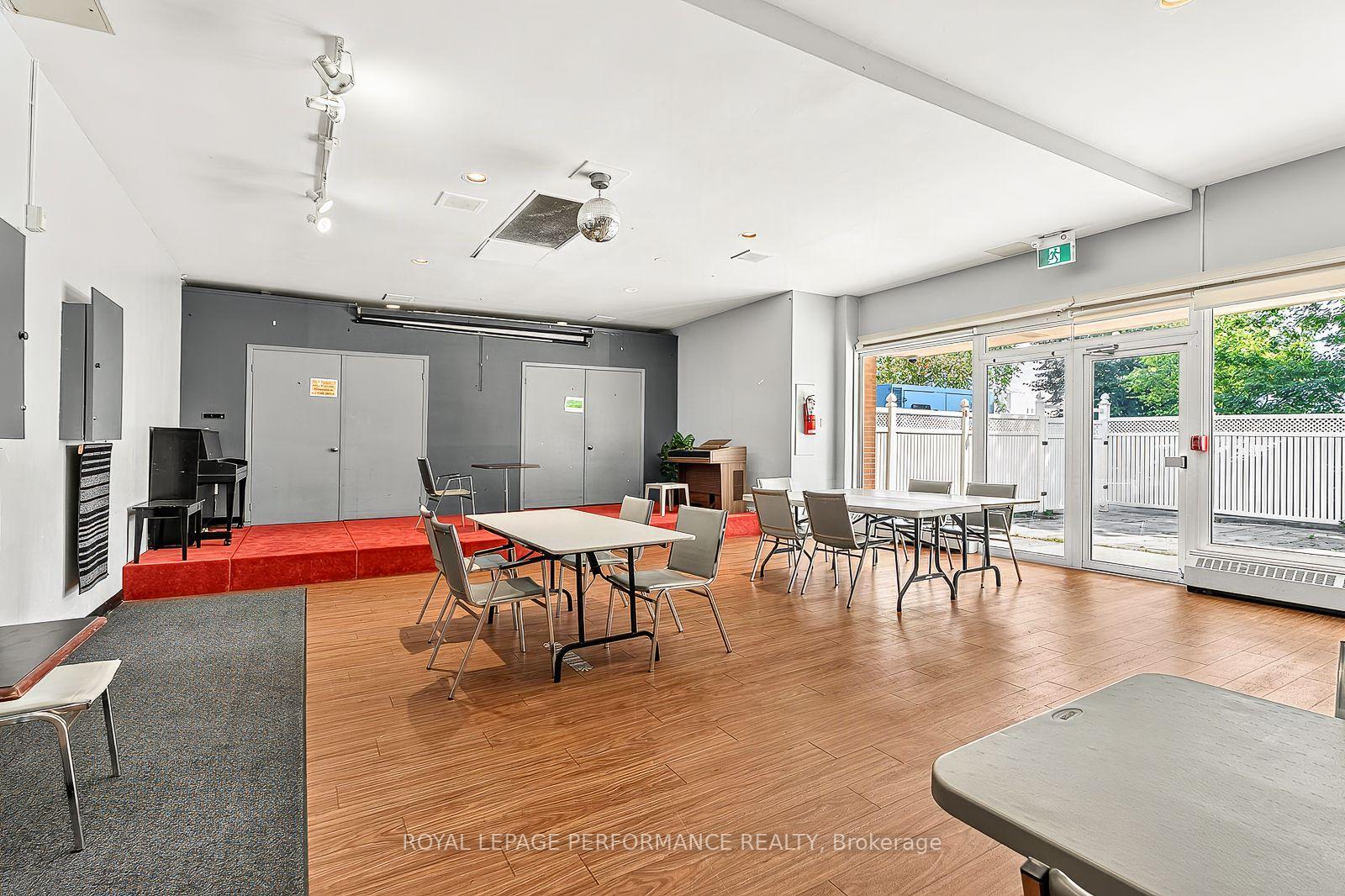 Photo 33 of Unit 1406, 2000 Jasmine Crescent, Ottawa, Beacon Hill South — HOMEH