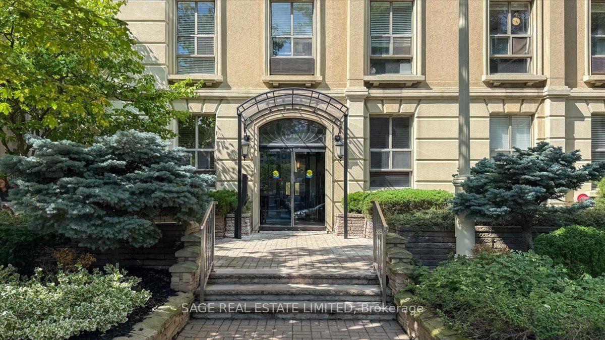 Photo 3 of Unit 208, 88 Charles Street E, Toronto, Church-Yonge Corridor — HOMEH