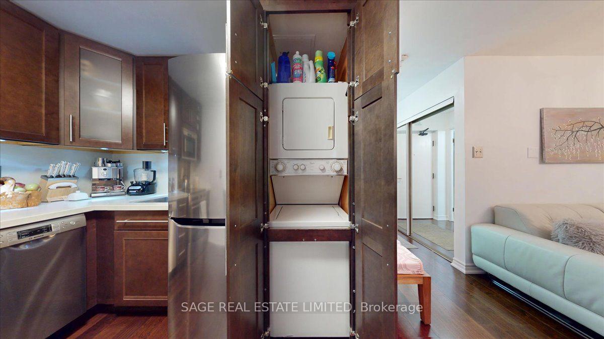 Photo 8 of Unit 208, 88 Charles Street E, Toronto, Church-Yonge Corridor — HOMEH