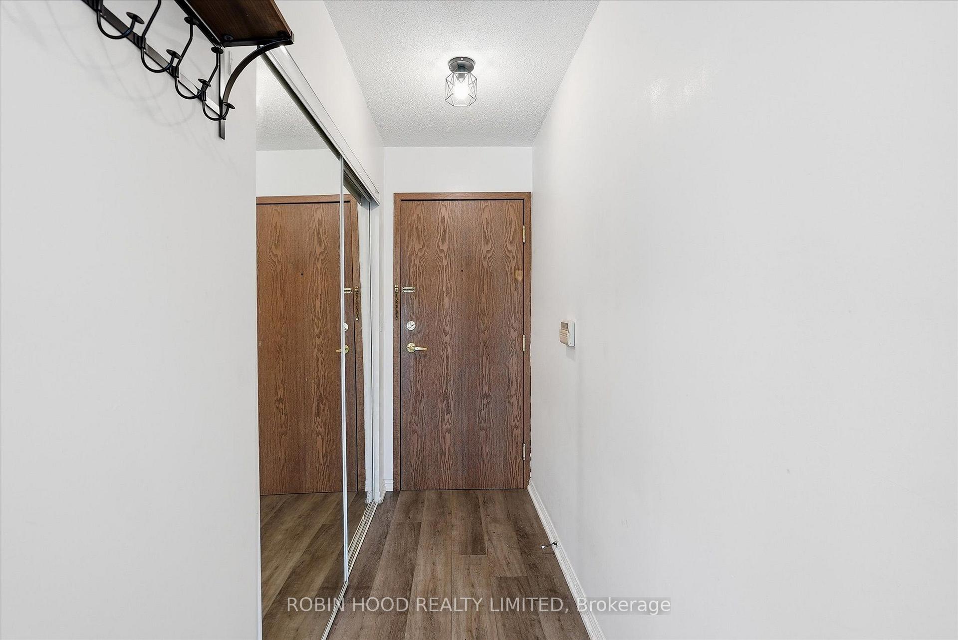 Photo 4 of Unit PH109, 11 Lee Centre Drive, Scarborough, Bendale — HOMEH