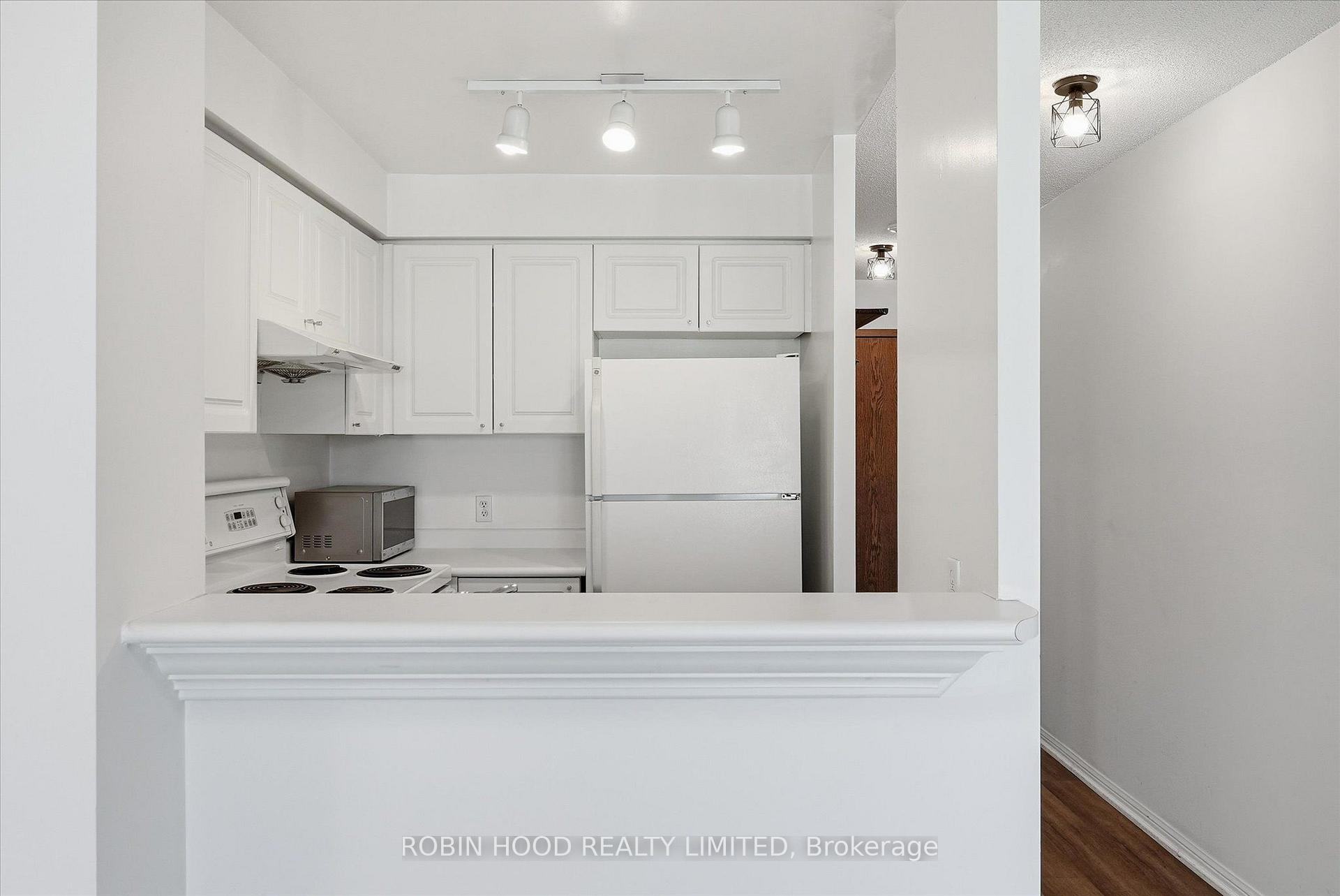 Photo 7 of Unit PH109, 11 Lee Centre Drive, Scarborough, Bendale — HOMEH
