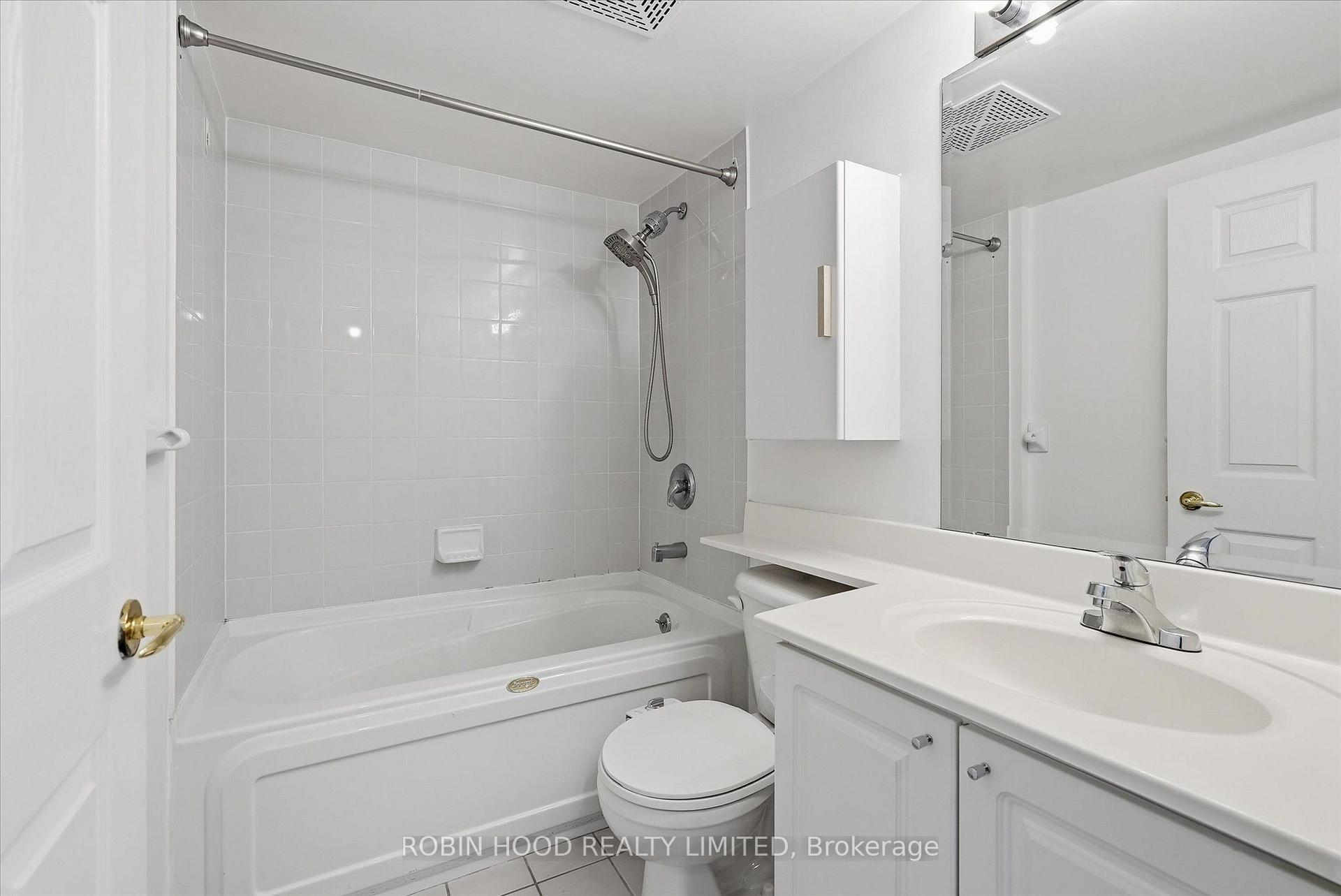 Photo 21 of Unit PH109, 11 Lee Centre Drive, Scarborough, Bendale — HOMEH