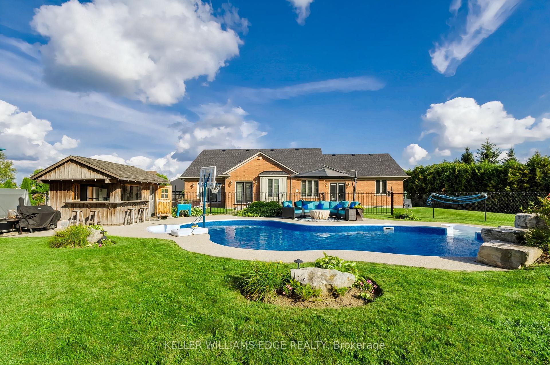Photo 37 of 55 Karendale Court, Hamilton, Freelton — HOMEH